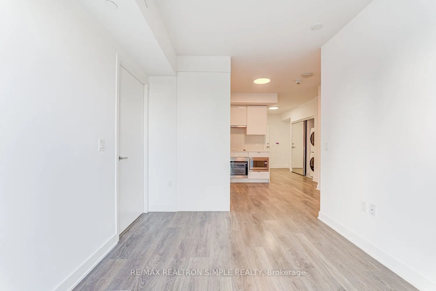 195 Redpath Avenue, #1606