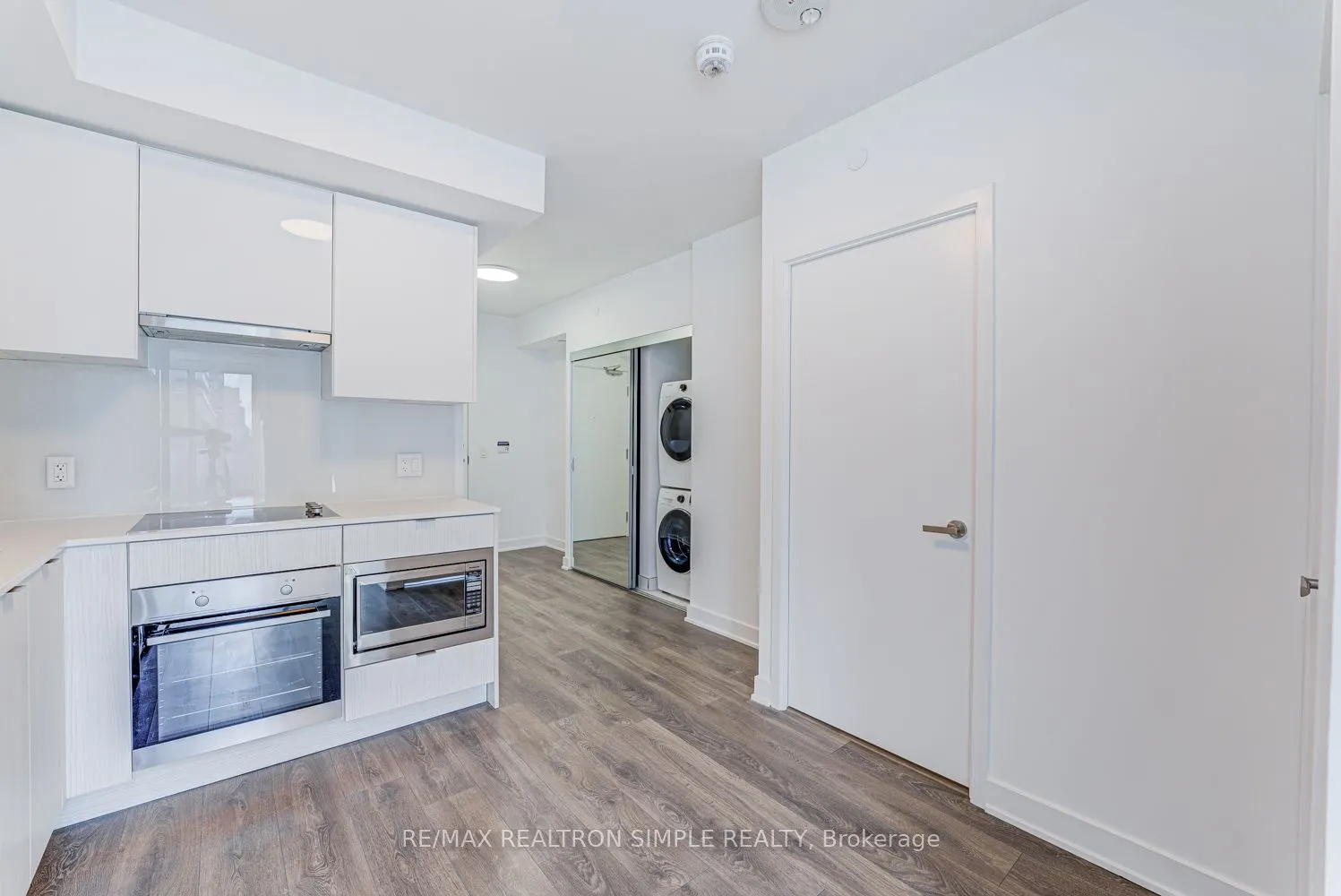 195 Redpath Avenue, #1606