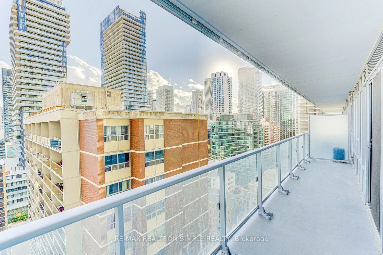 195 Redpath Avenue, #1606