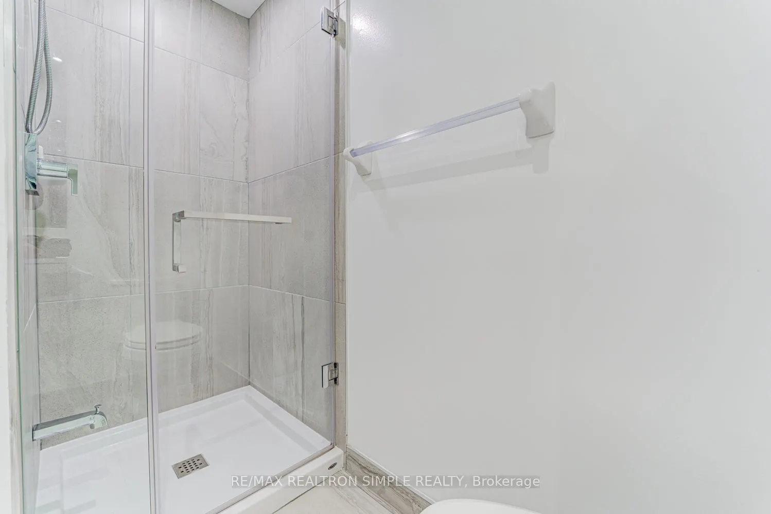 195 Redpath Avenue, #1606