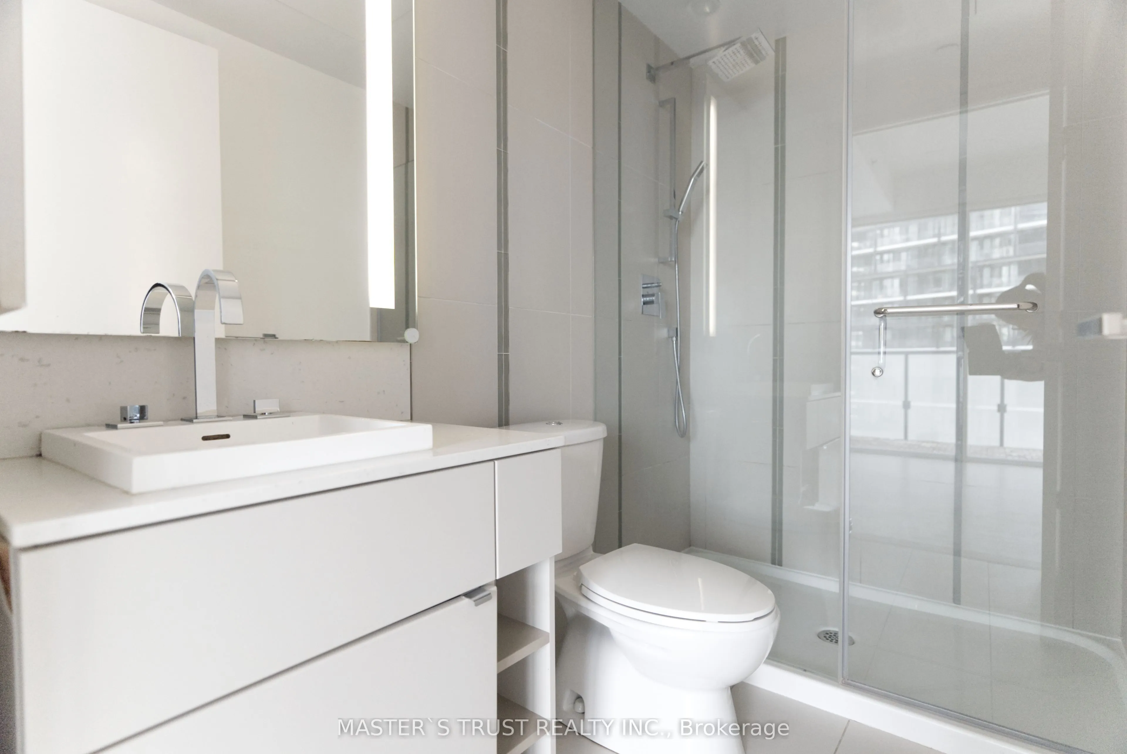 101 Peter Street, #2511