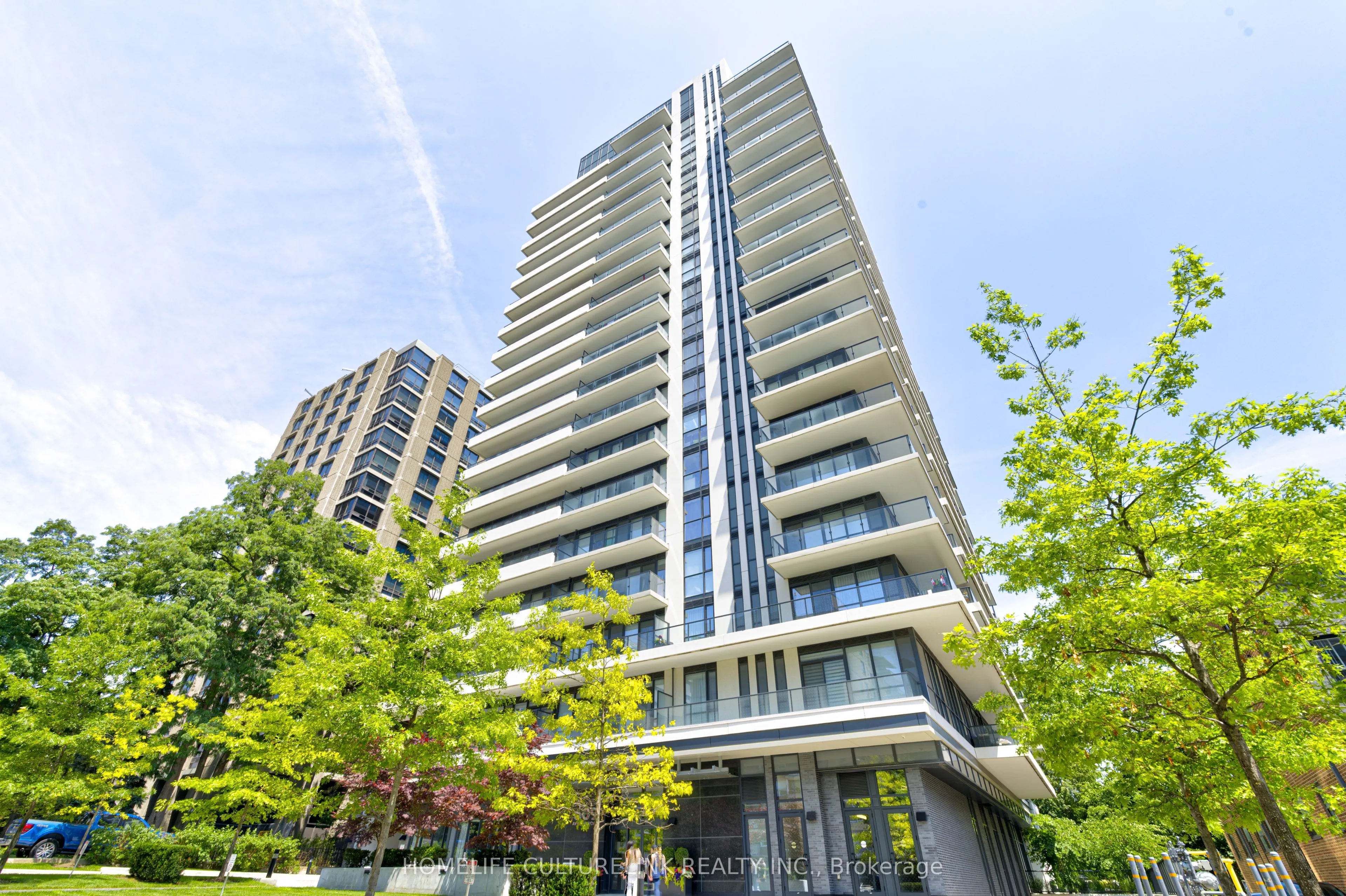 609 Avenue Road, #1704