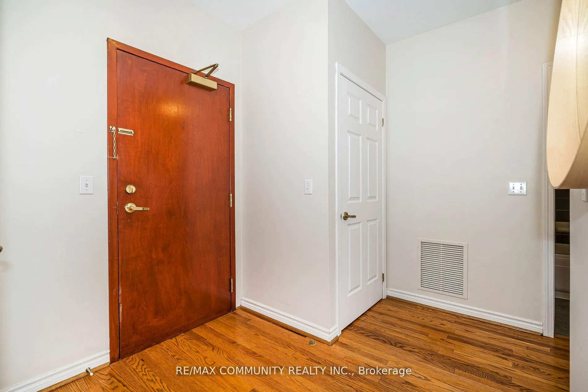 980 Yonge Street, #1007