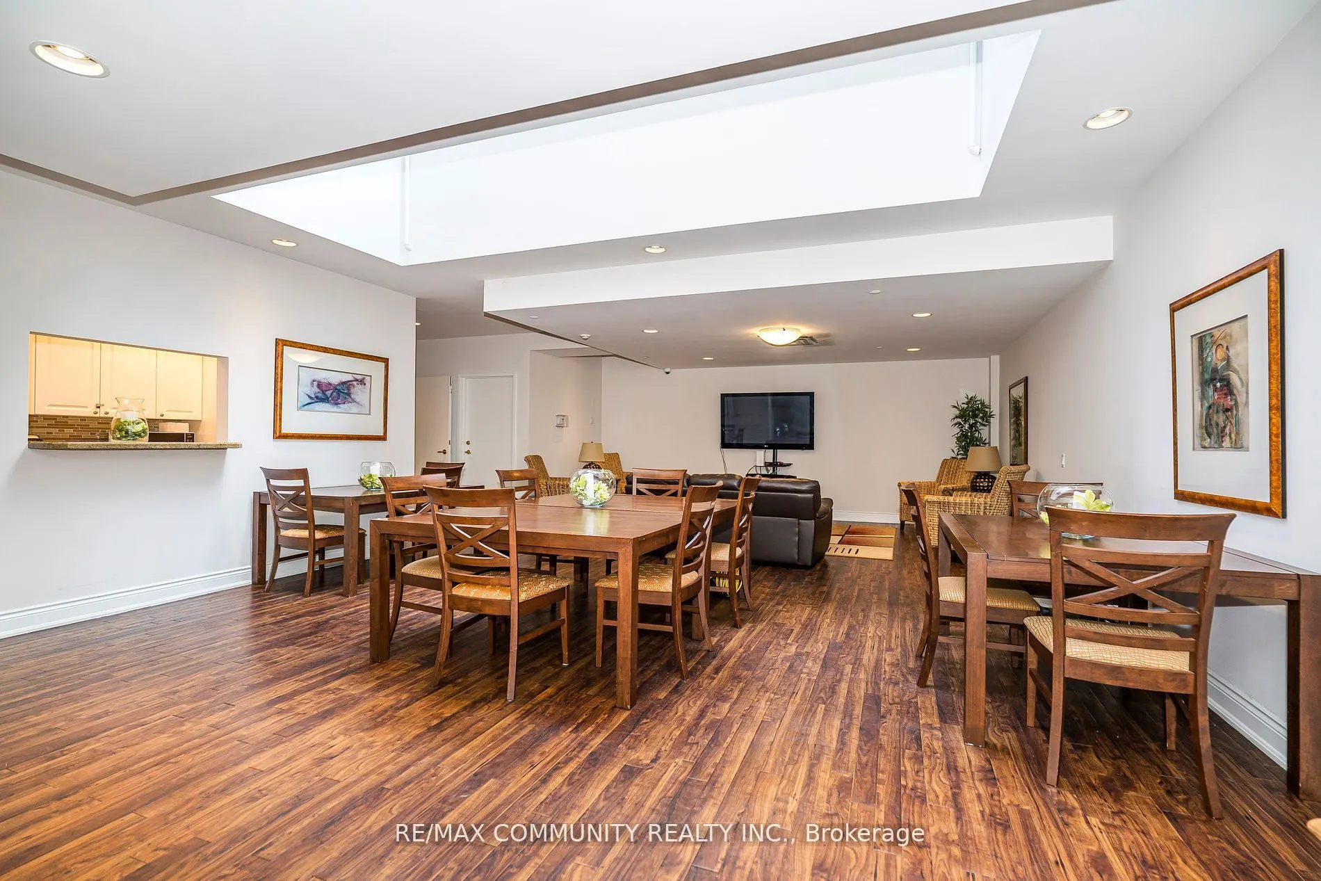 980 Yonge Street, #1007