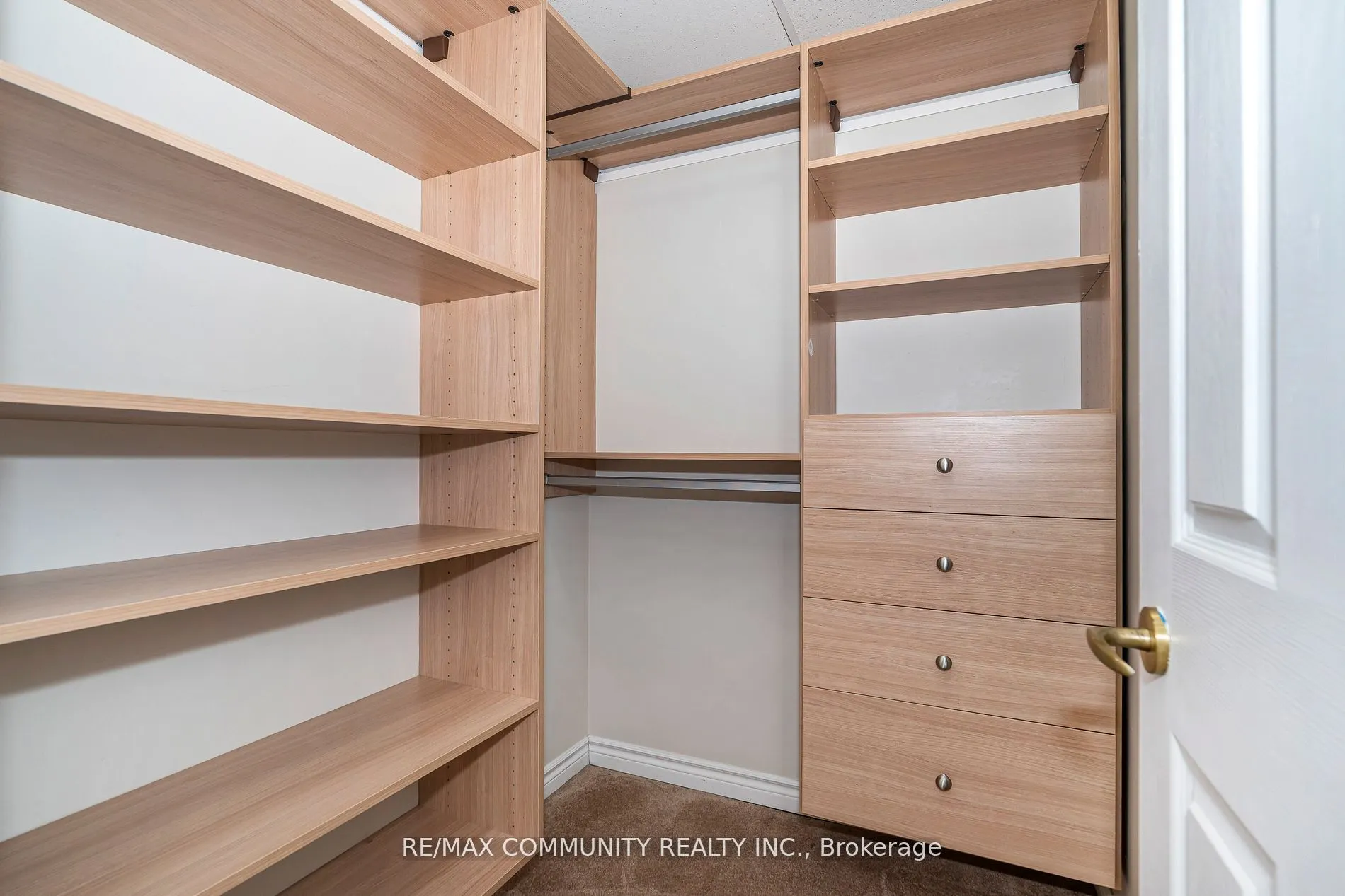980 Yonge Street, #1007