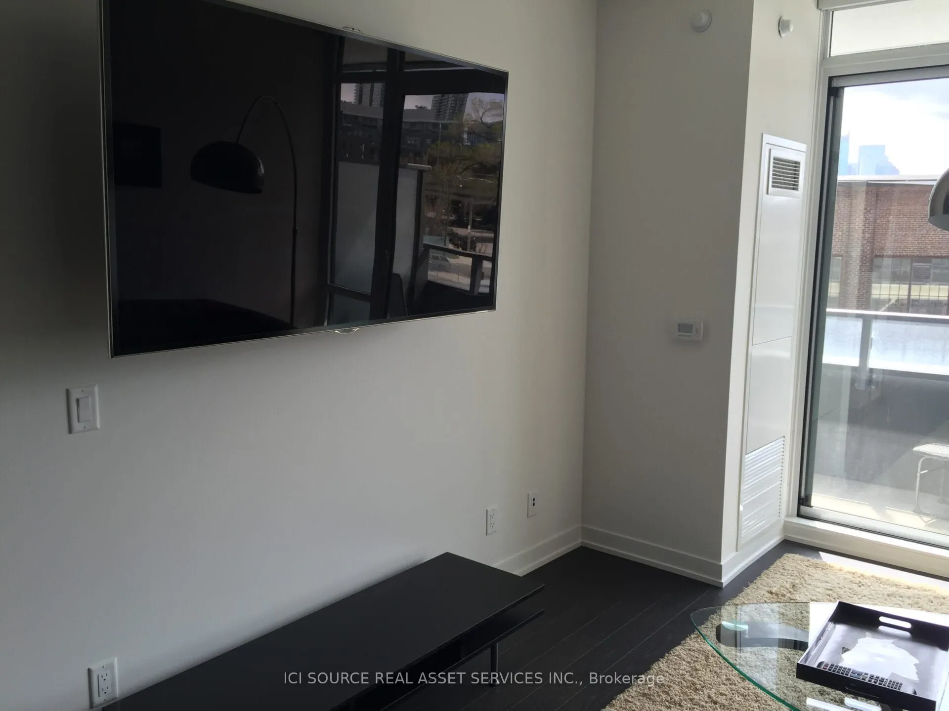 120 Bayview Avenue, #N222