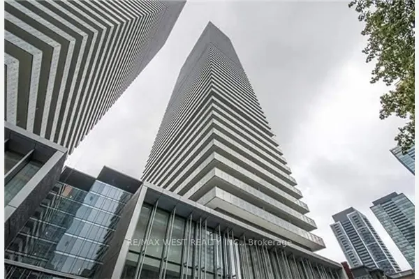 50 Charles Street E