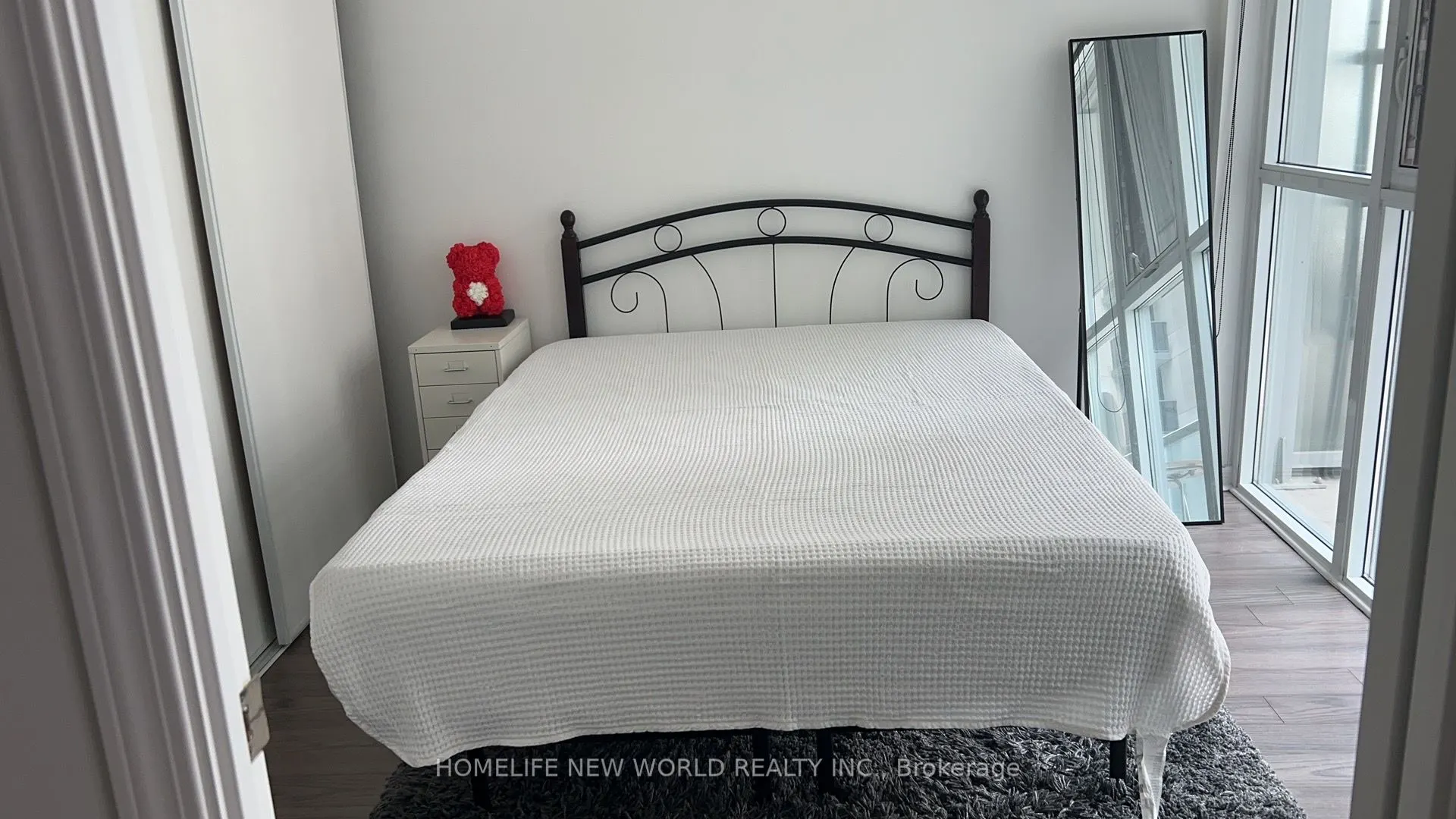 352 Front Street W, #1217