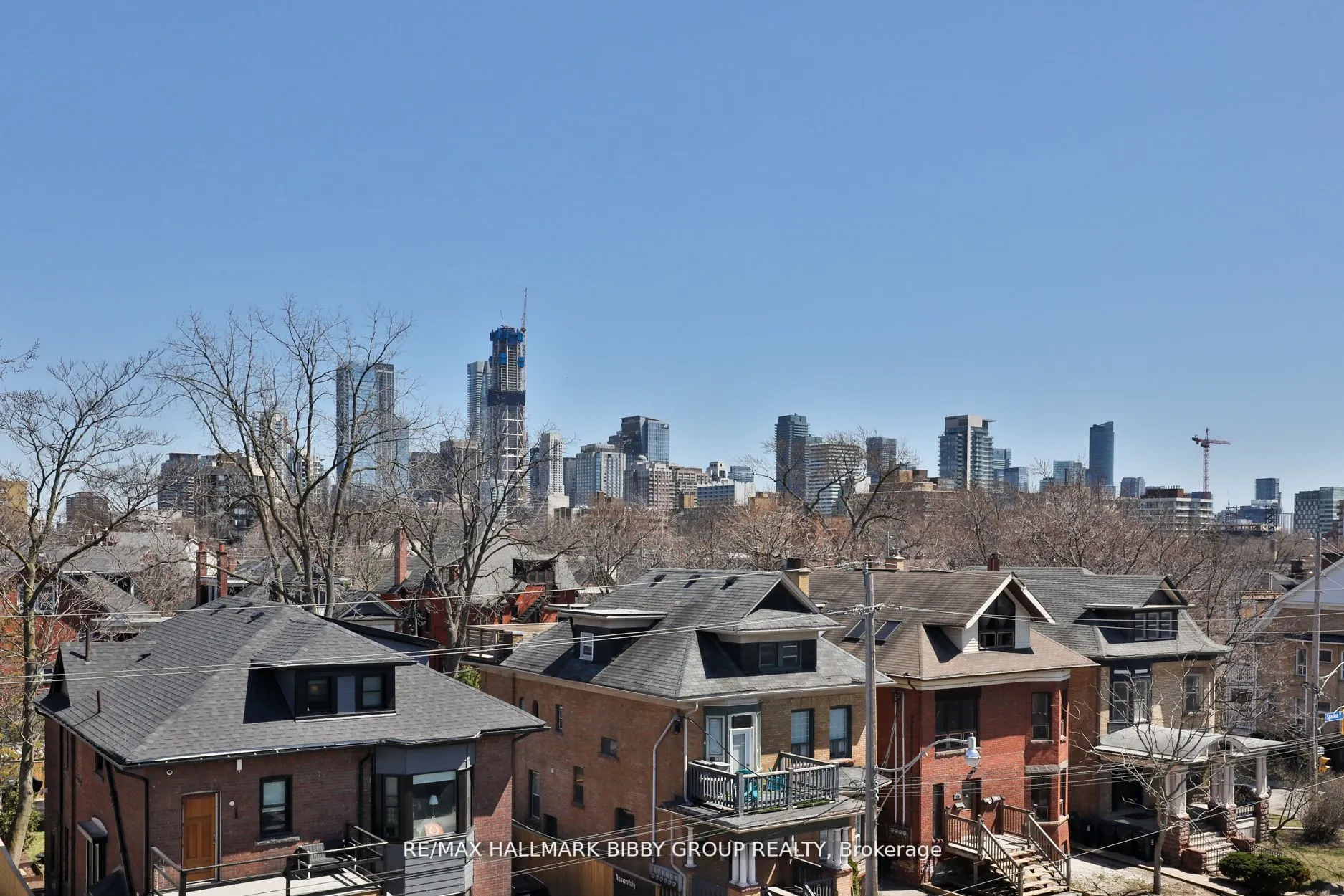 126 Spadina Road, #4