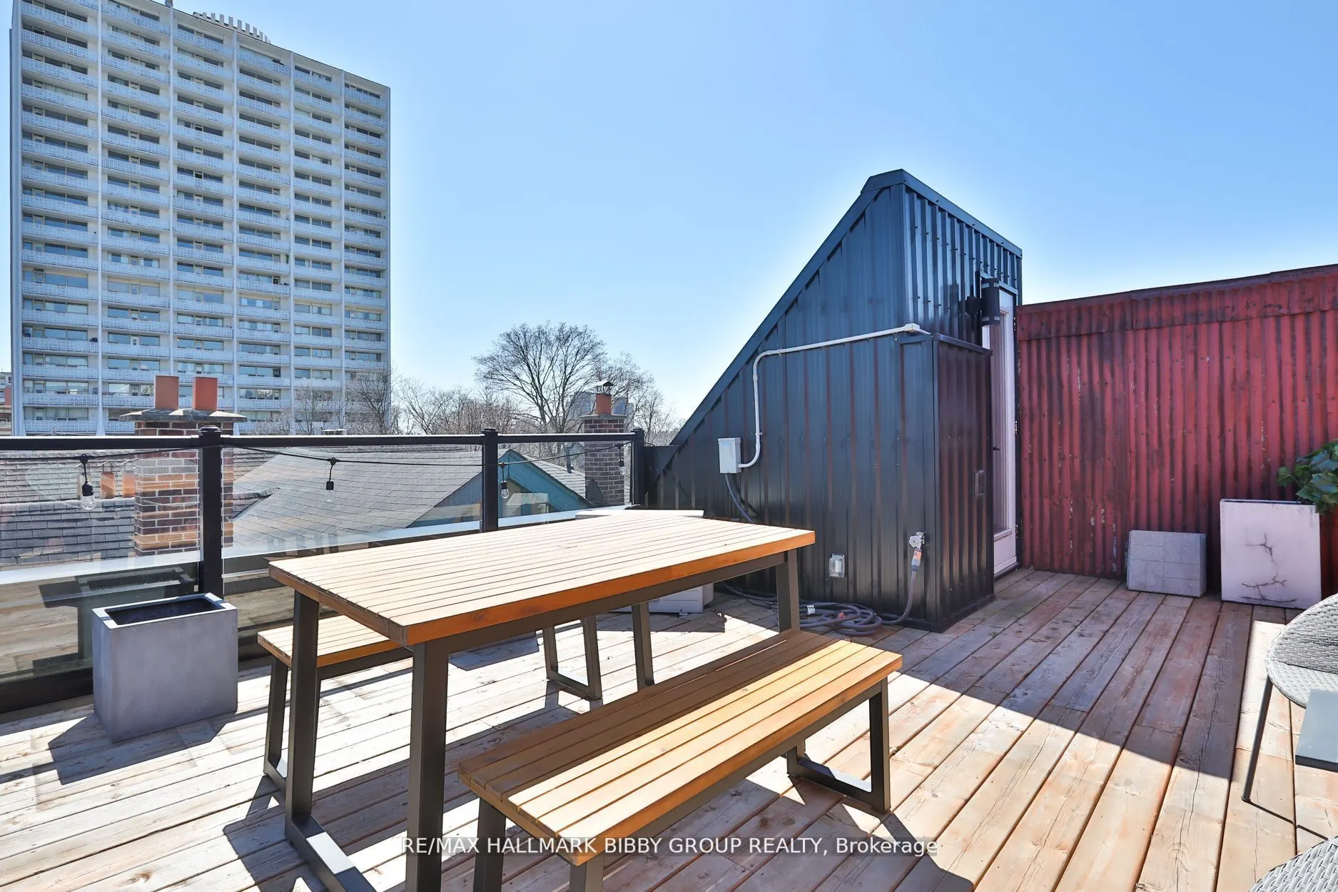 126 Spadina Road, #4