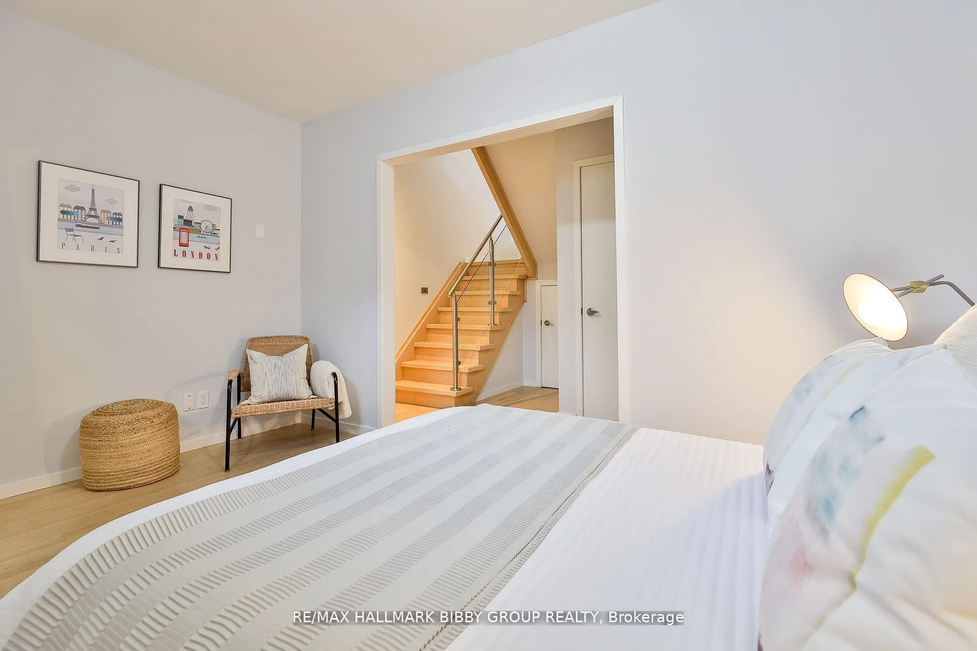 126 Spadina Road, #4