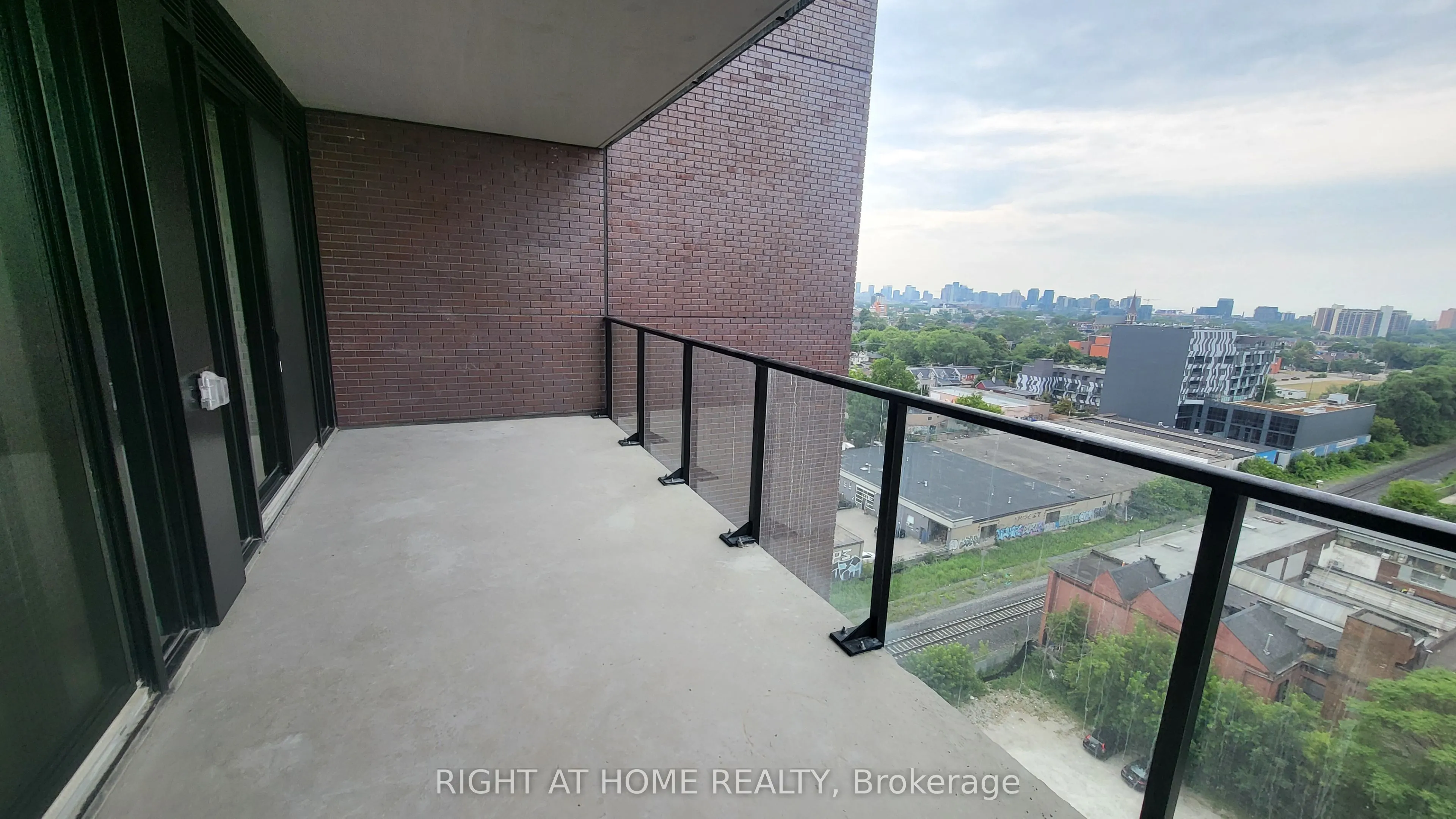 181 Sterling Road, #1104