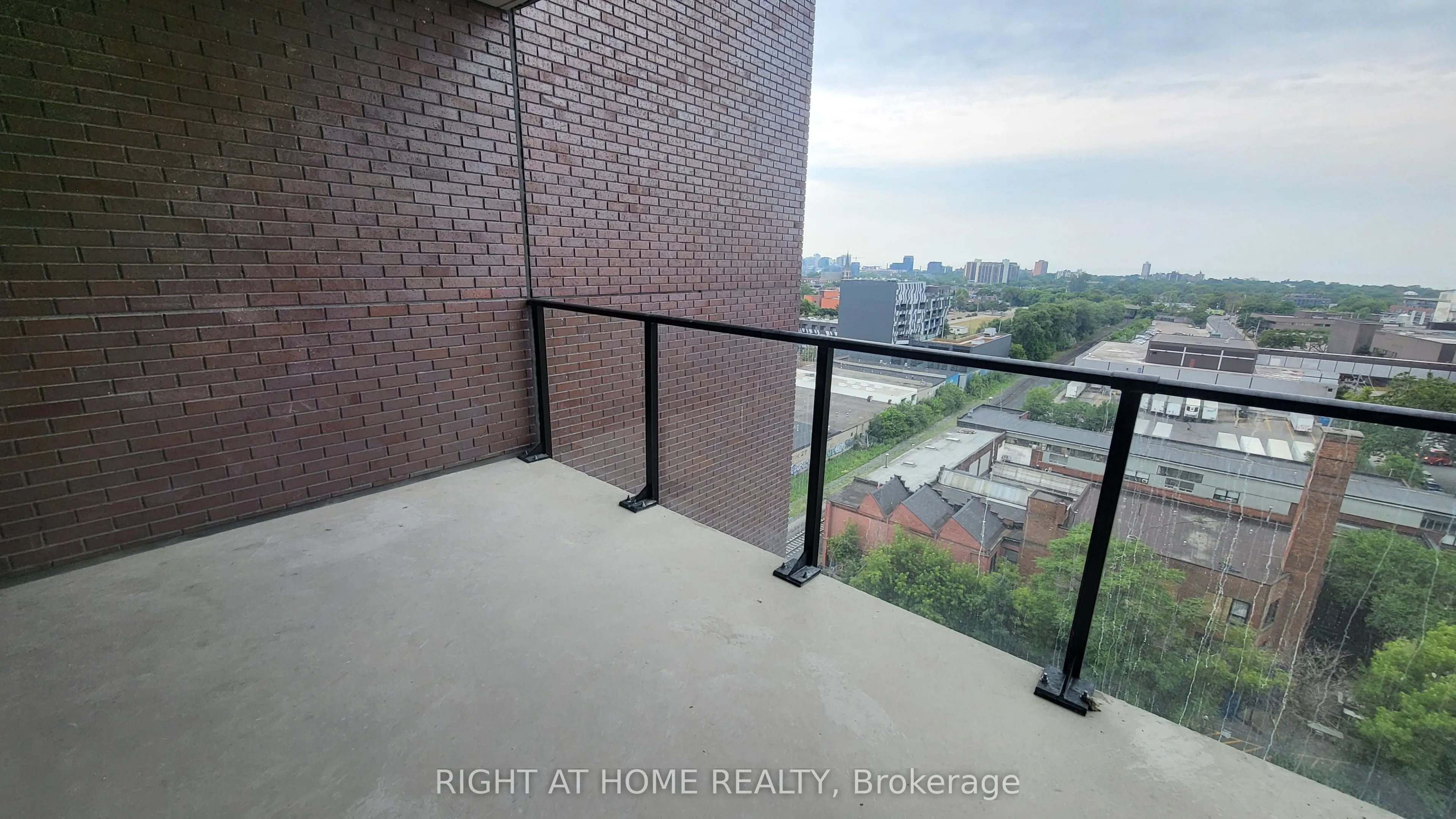 181 Sterling Road, #1104