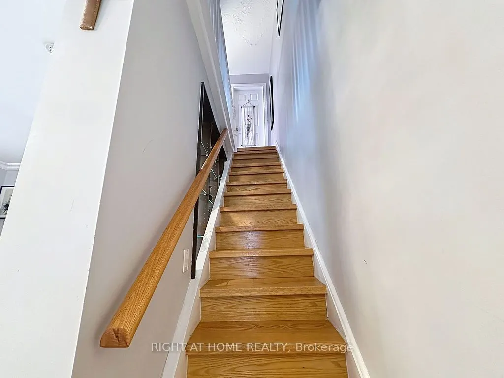 132 Bellwoods Avenue
