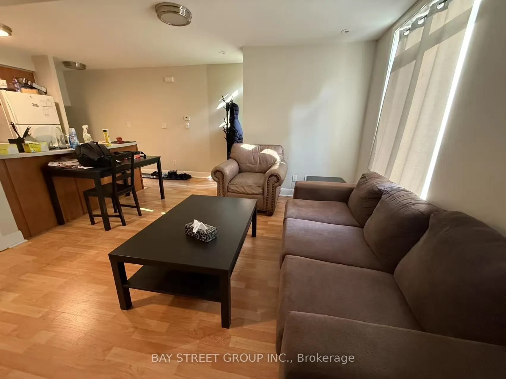 415 Jarvis Street, #400