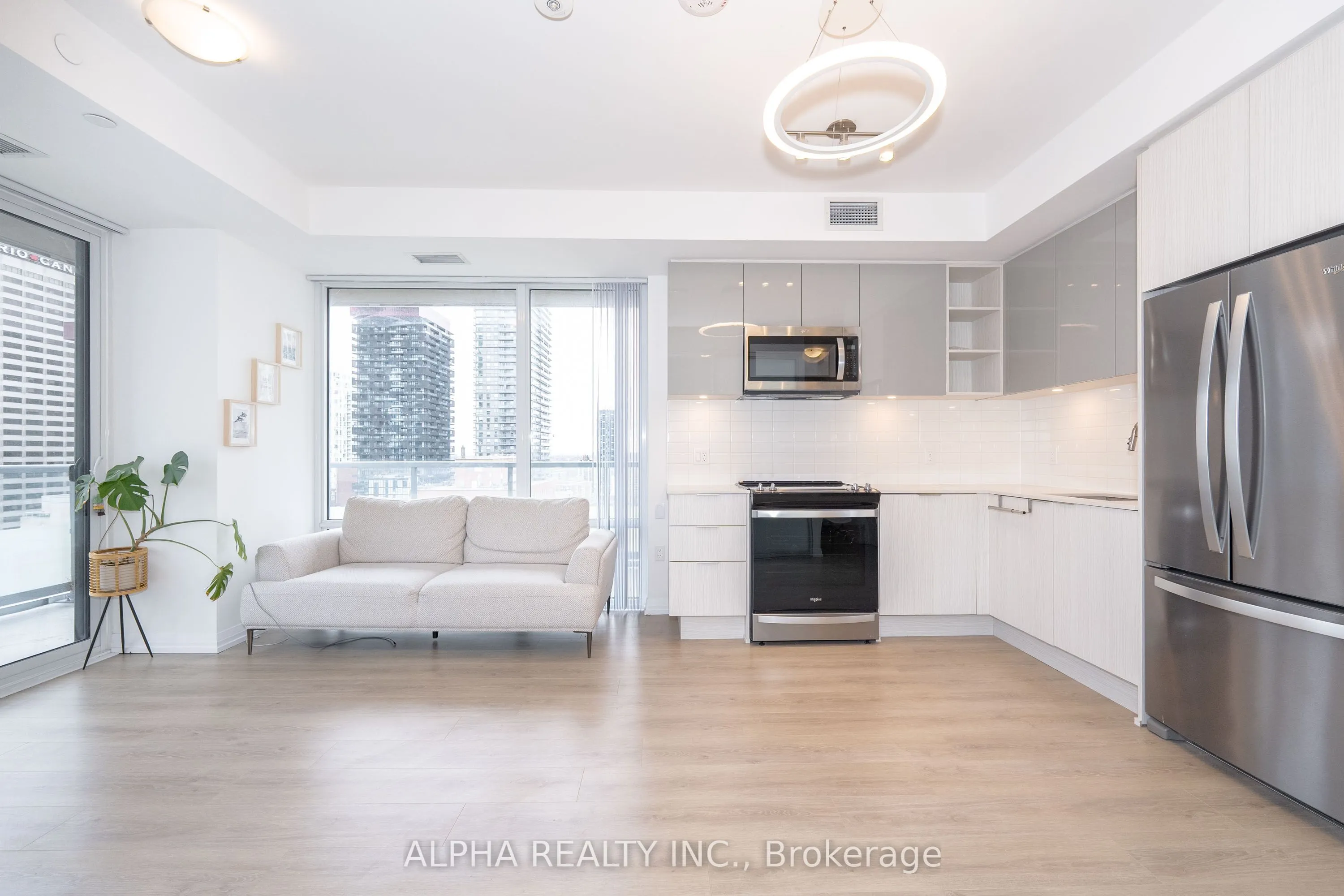 50 Dunfield Ave Avenue, #2017