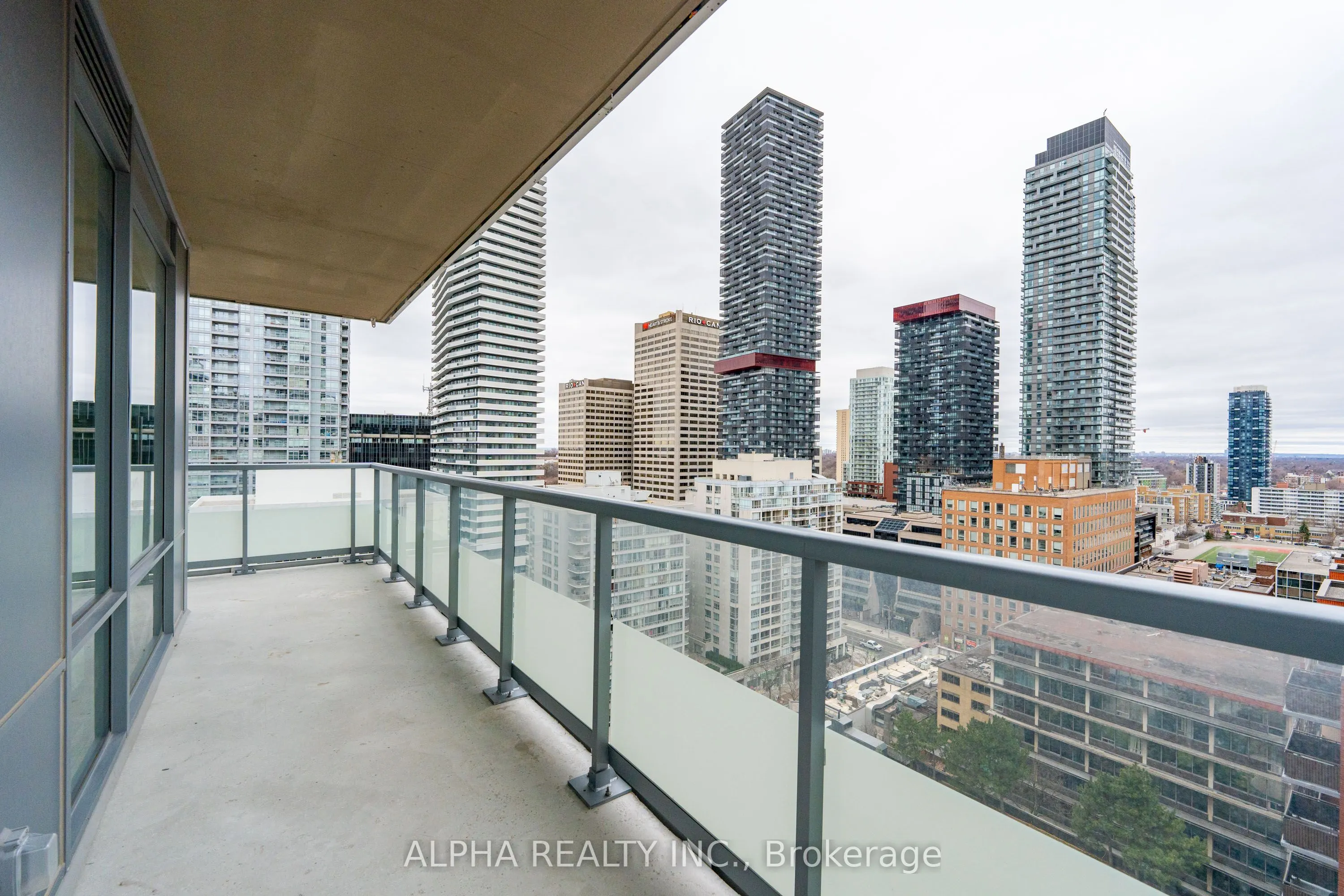 50 Dunfield Ave Avenue, #2017