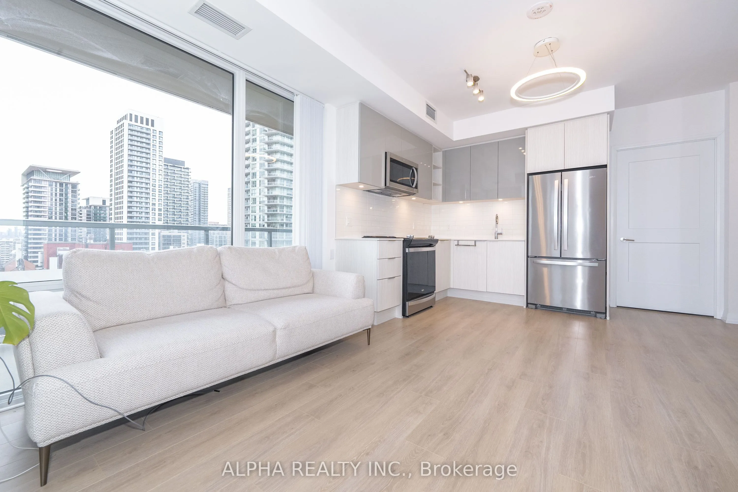 50 Dunfield Ave Avenue, #2017