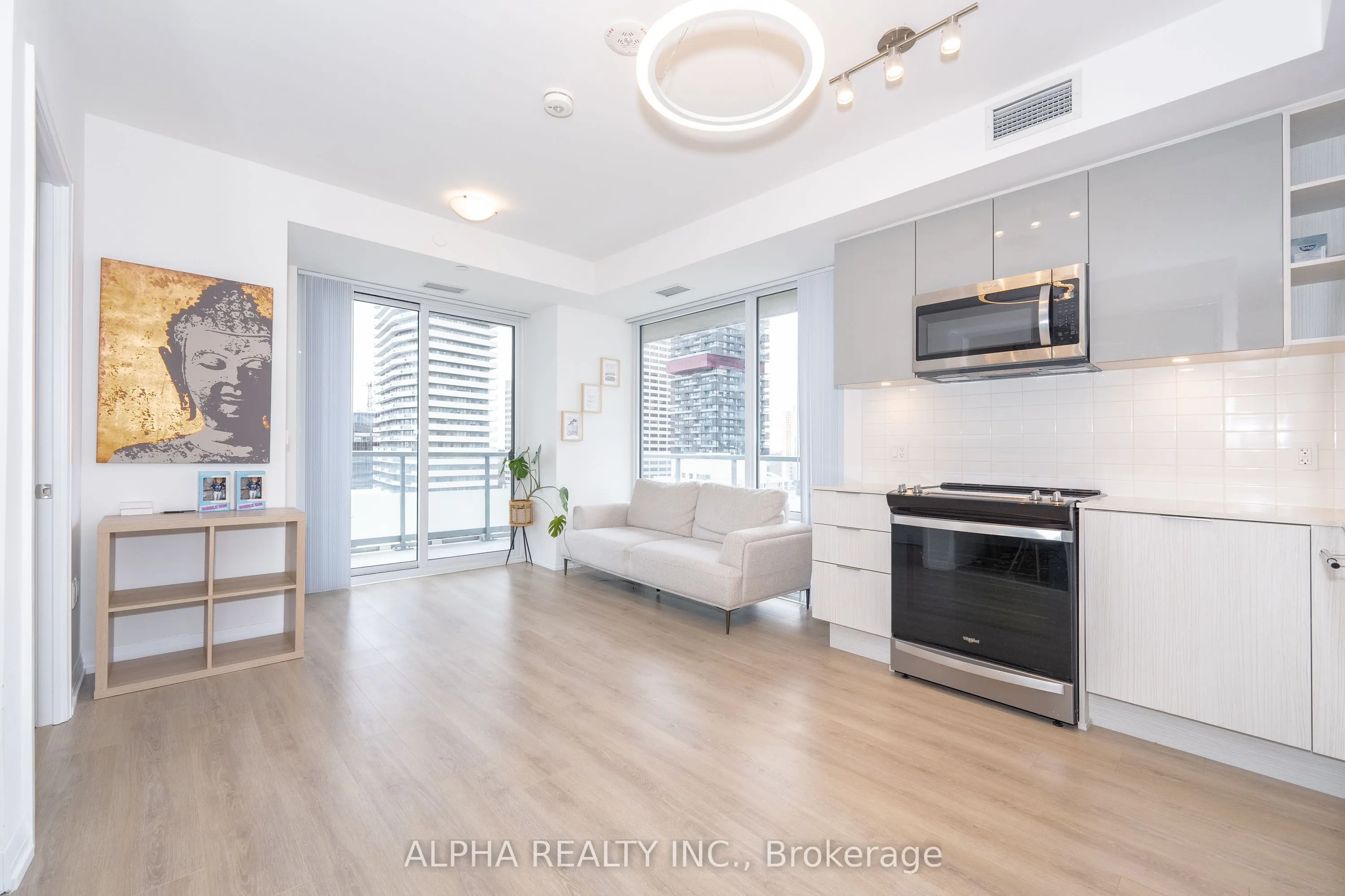 50 Dunfield Ave Avenue, #2017