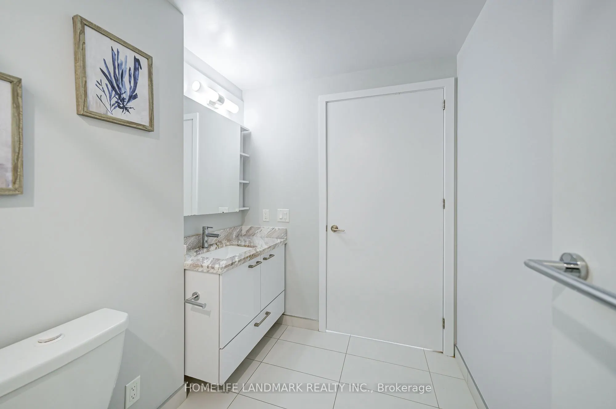 2221 Yonge Street, #2304