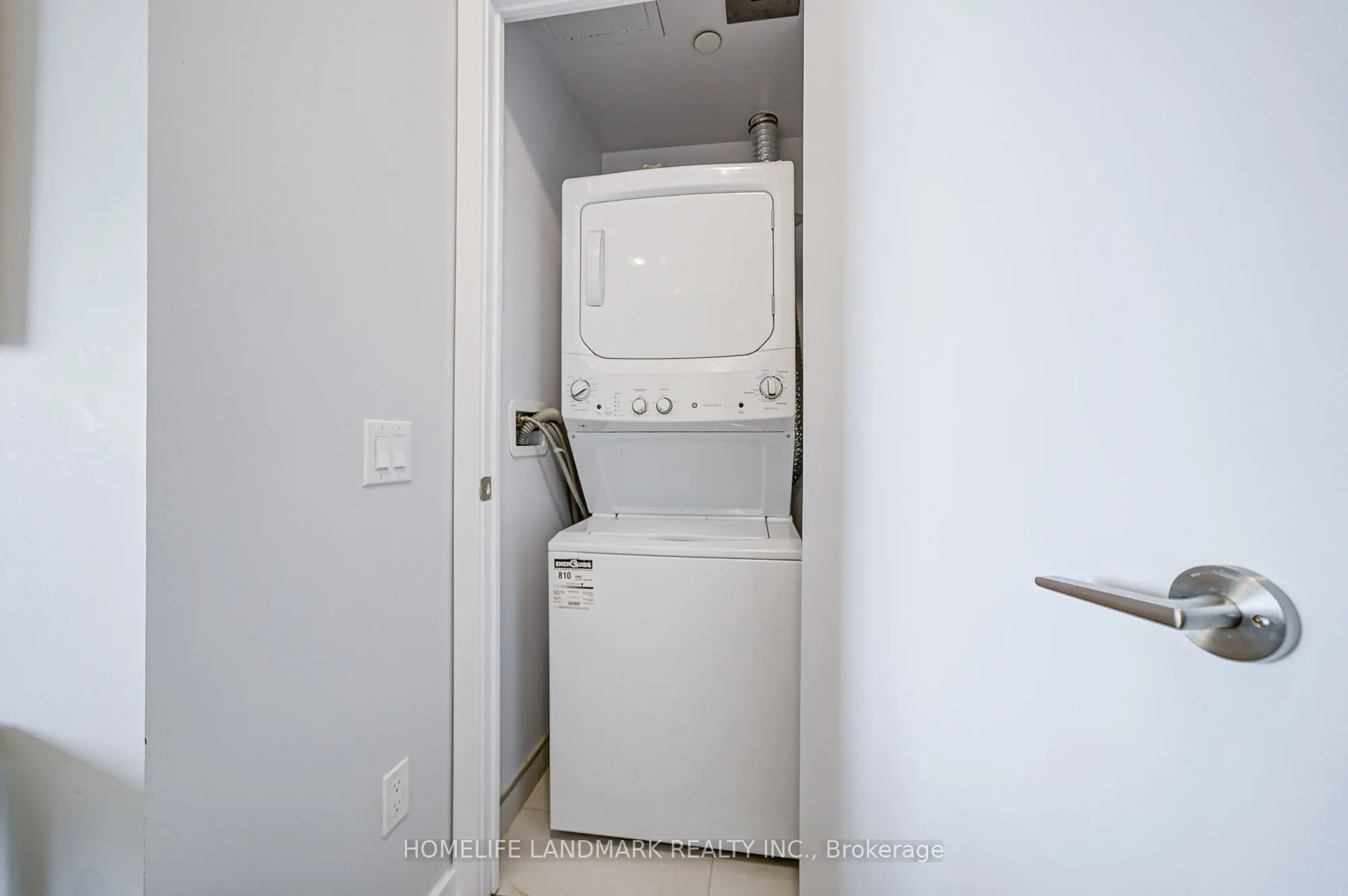 2221 Yonge Street, #2304