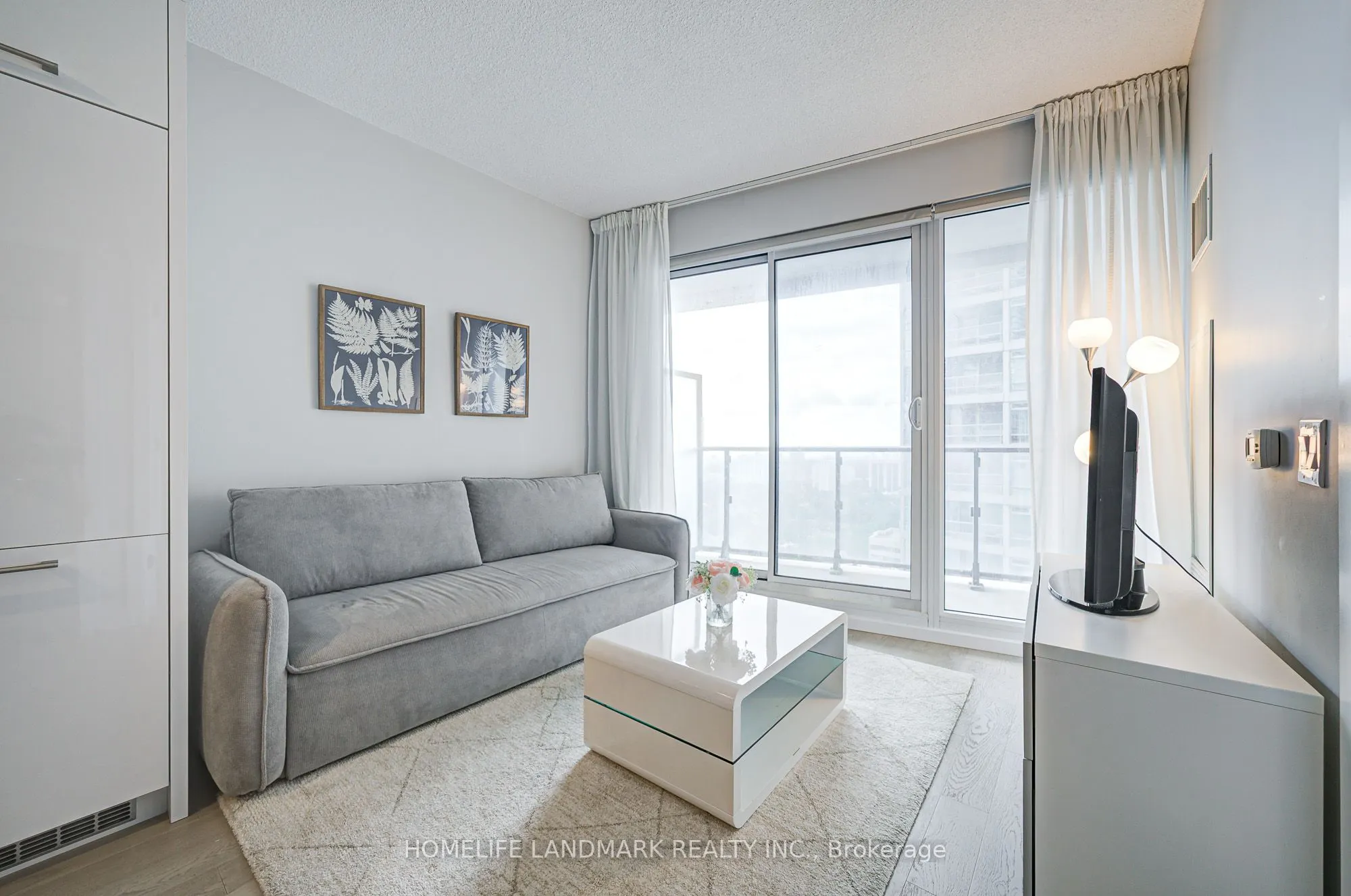 2221 Yonge Street, #2304
