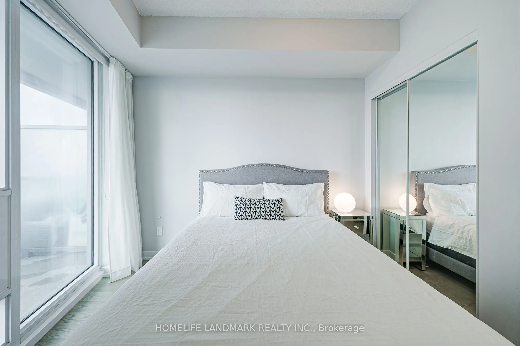 2221 Yonge Street, #2304