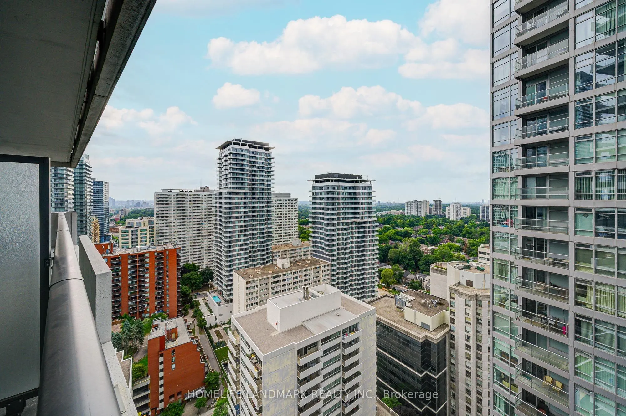 2221 Yonge Street, #2304