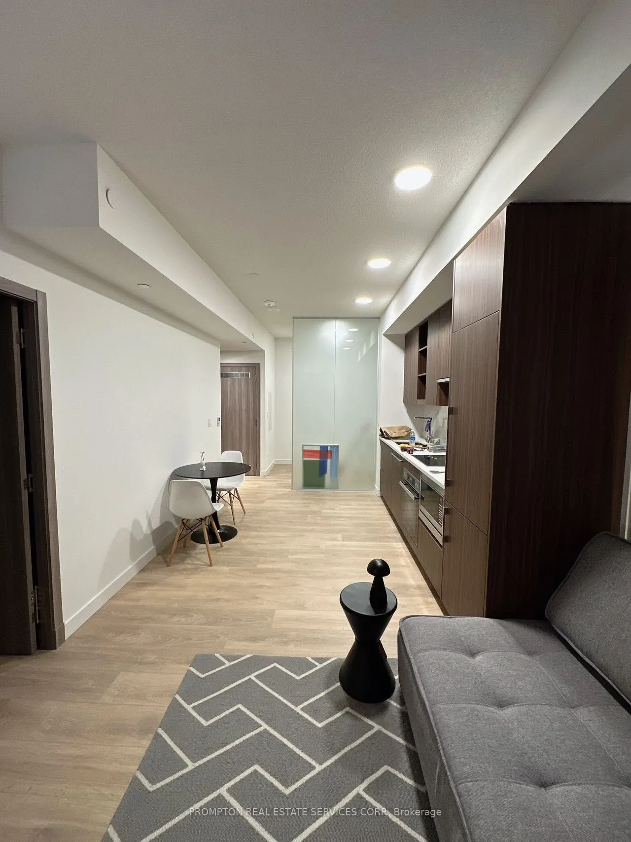 25 MCMAHON Drive, #1101