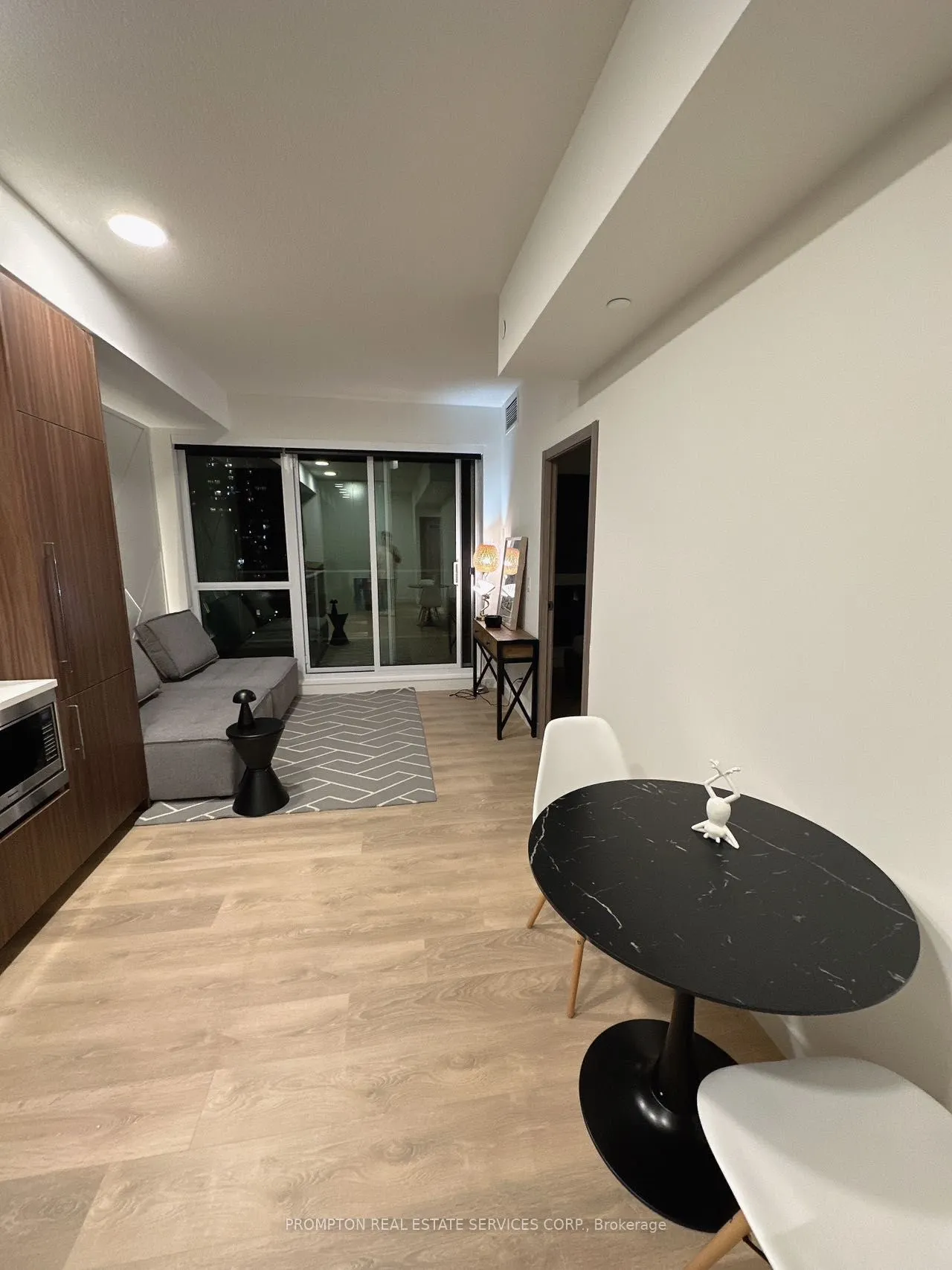 25 MCMAHON Drive, #1101
