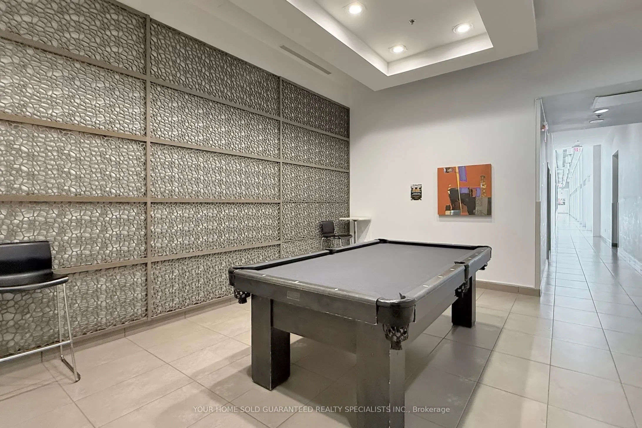 33 Singer Court, #1907