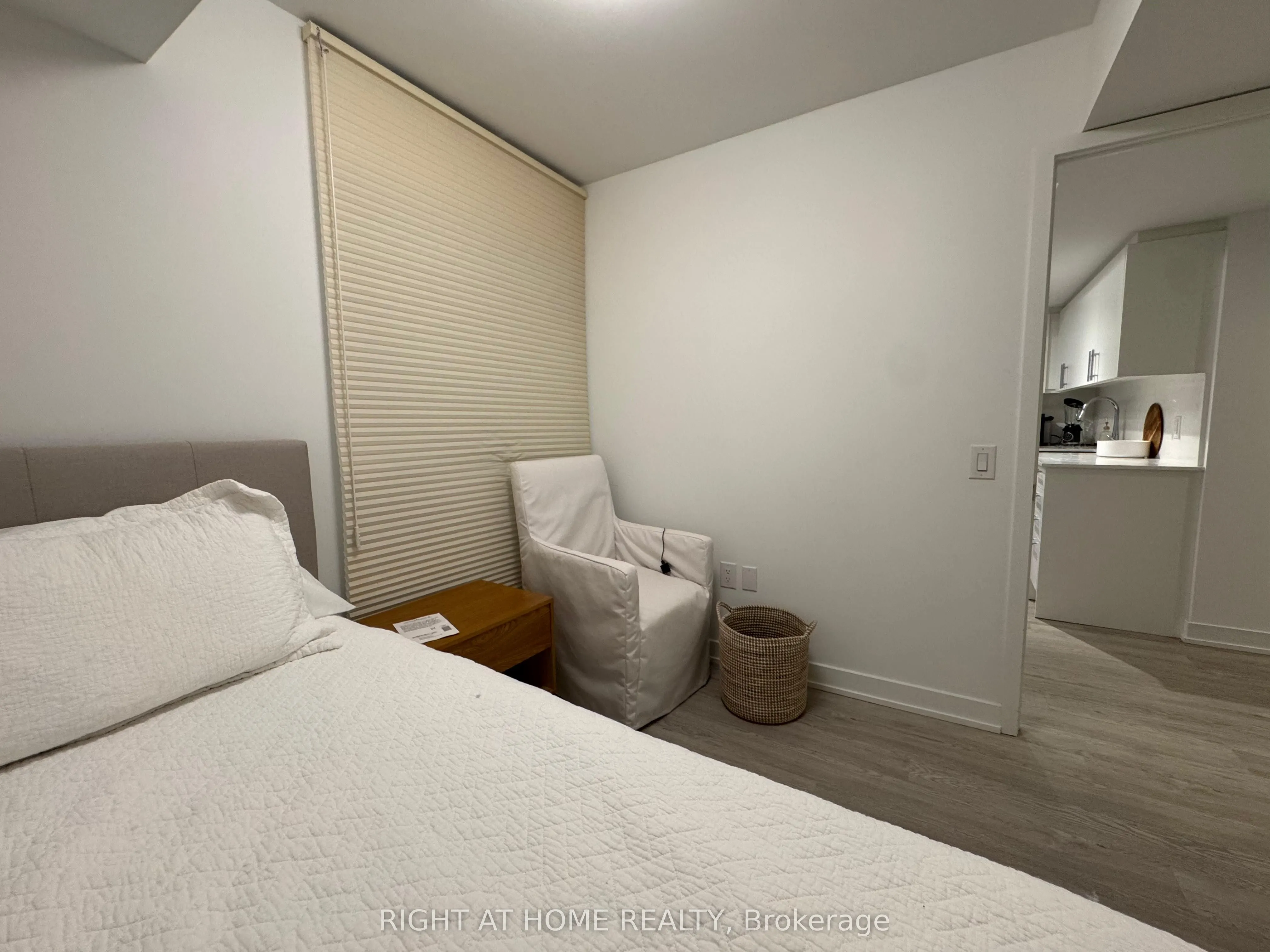 3 Strathgowan Avenue, #318