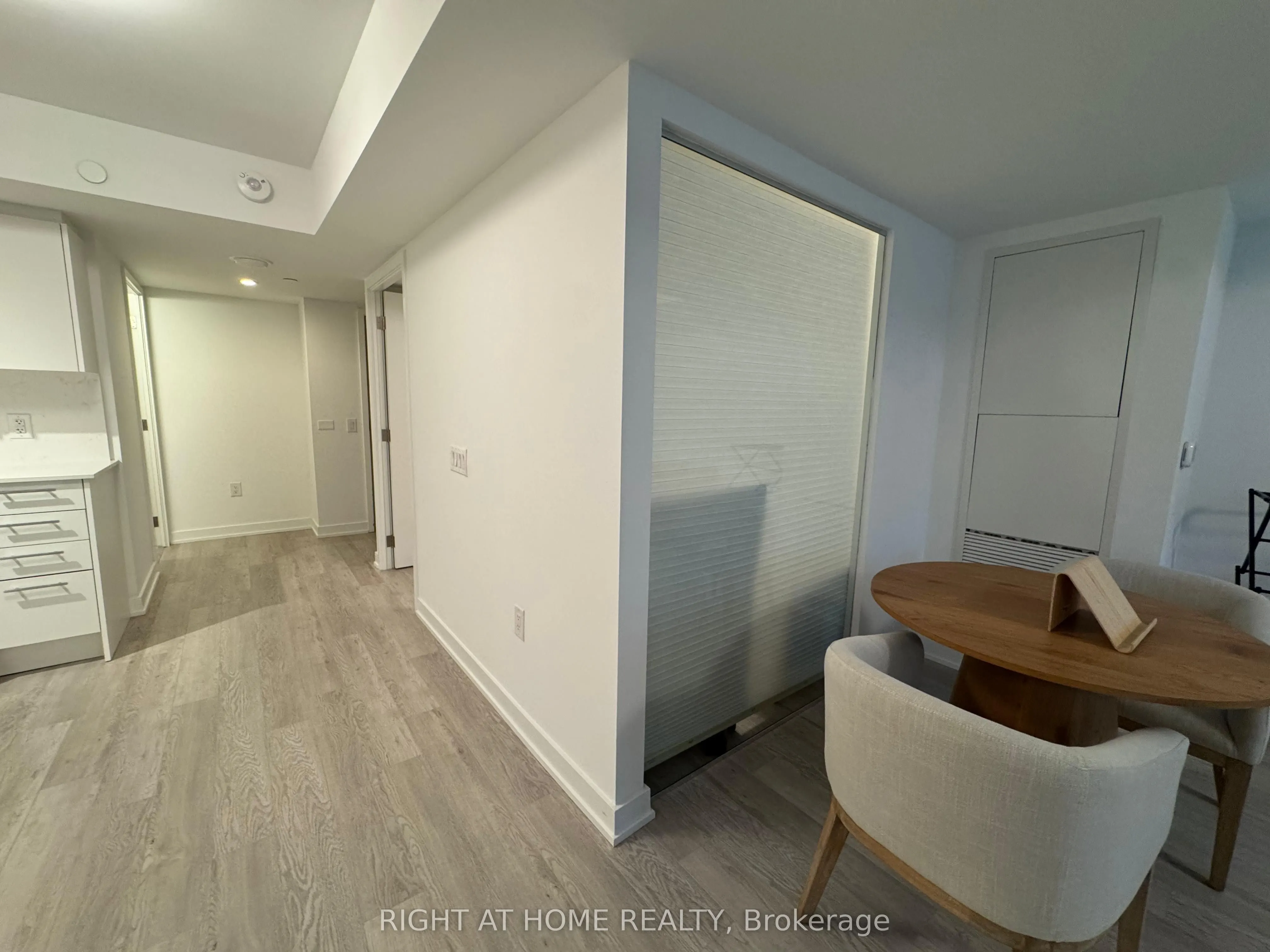 3 Strathgowan Avenue, #318