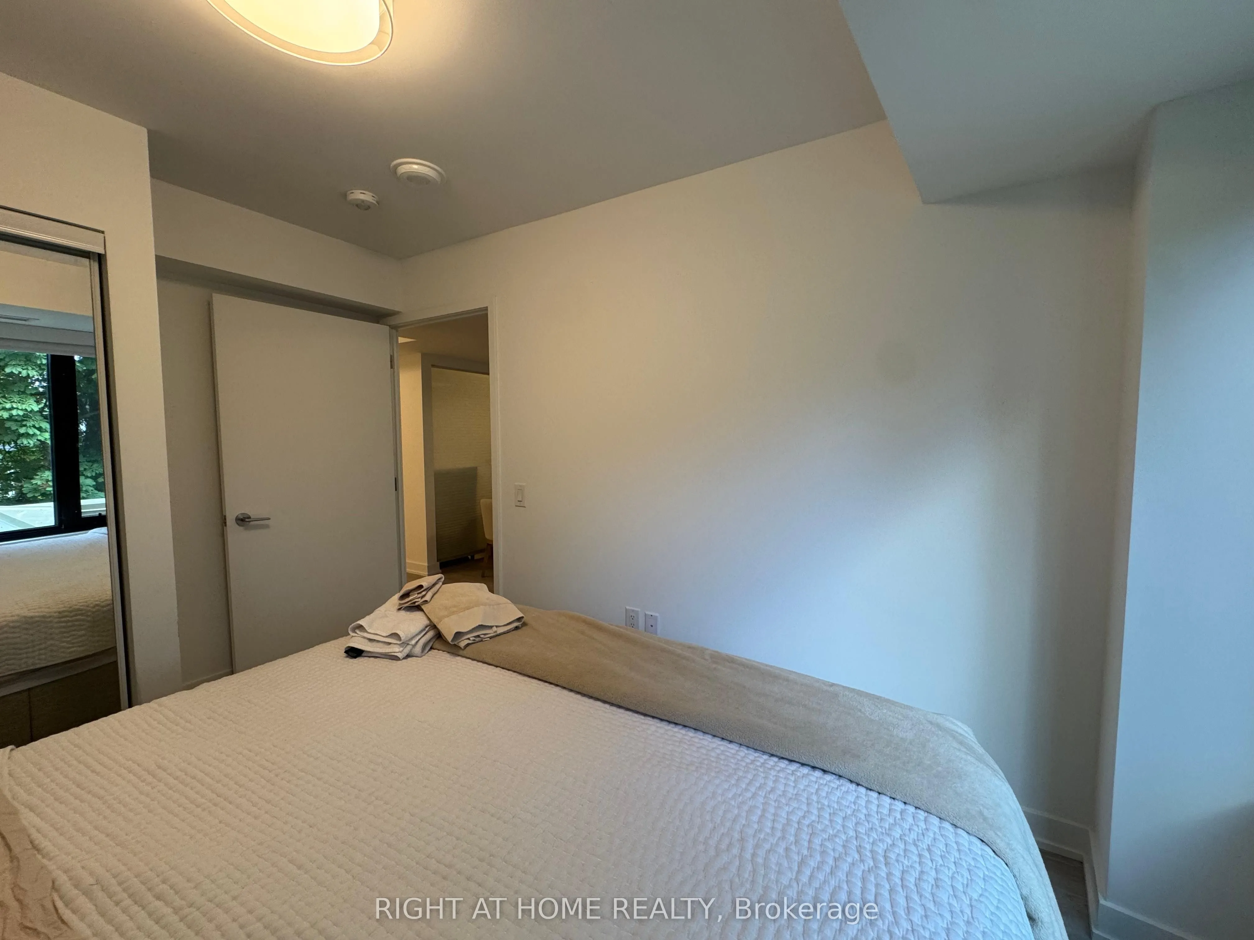 3 Strathgowan Avenue, #318