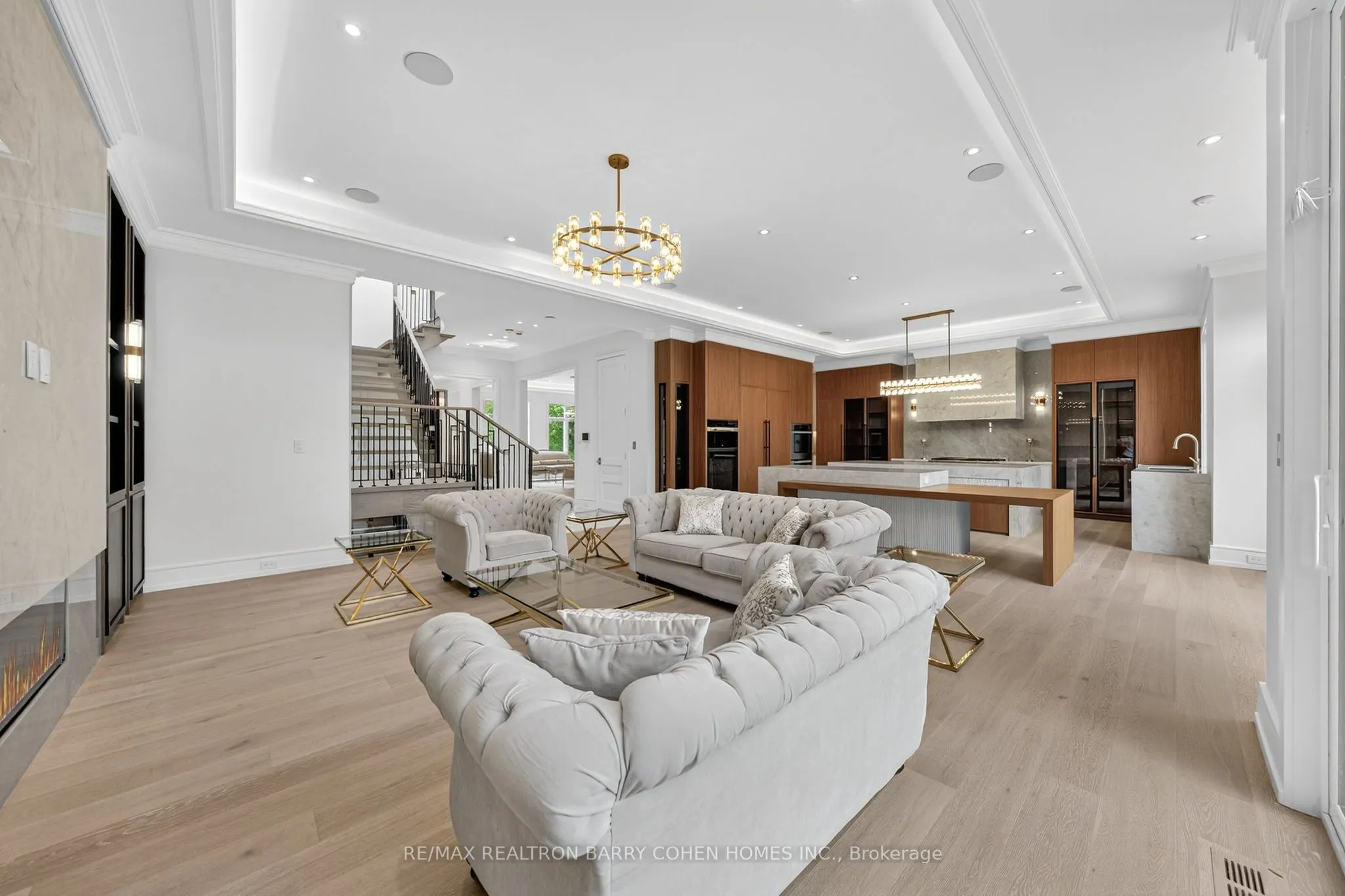 35 Foursome Crescent