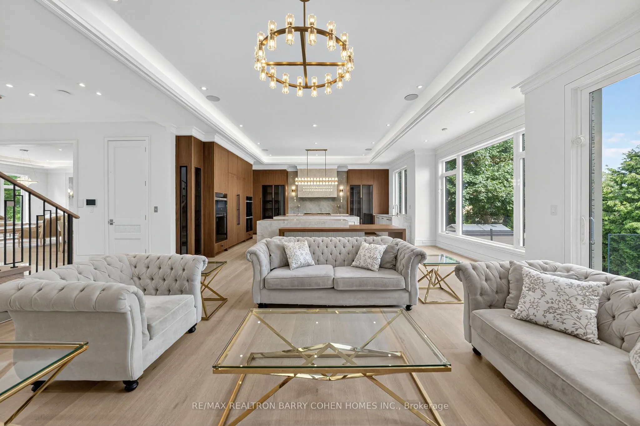 35 Foursome Crescent