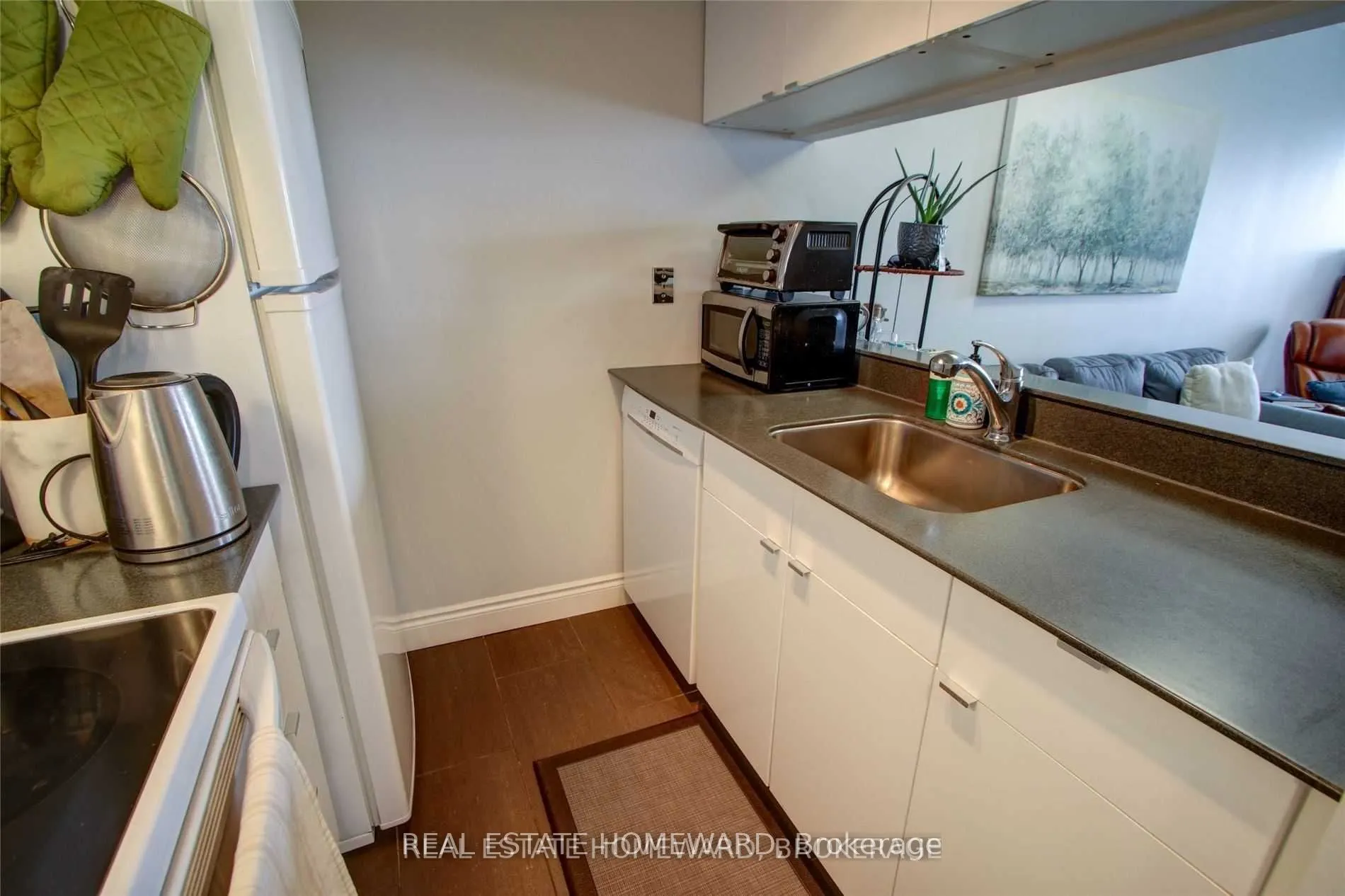 222 The Esplanade, #924