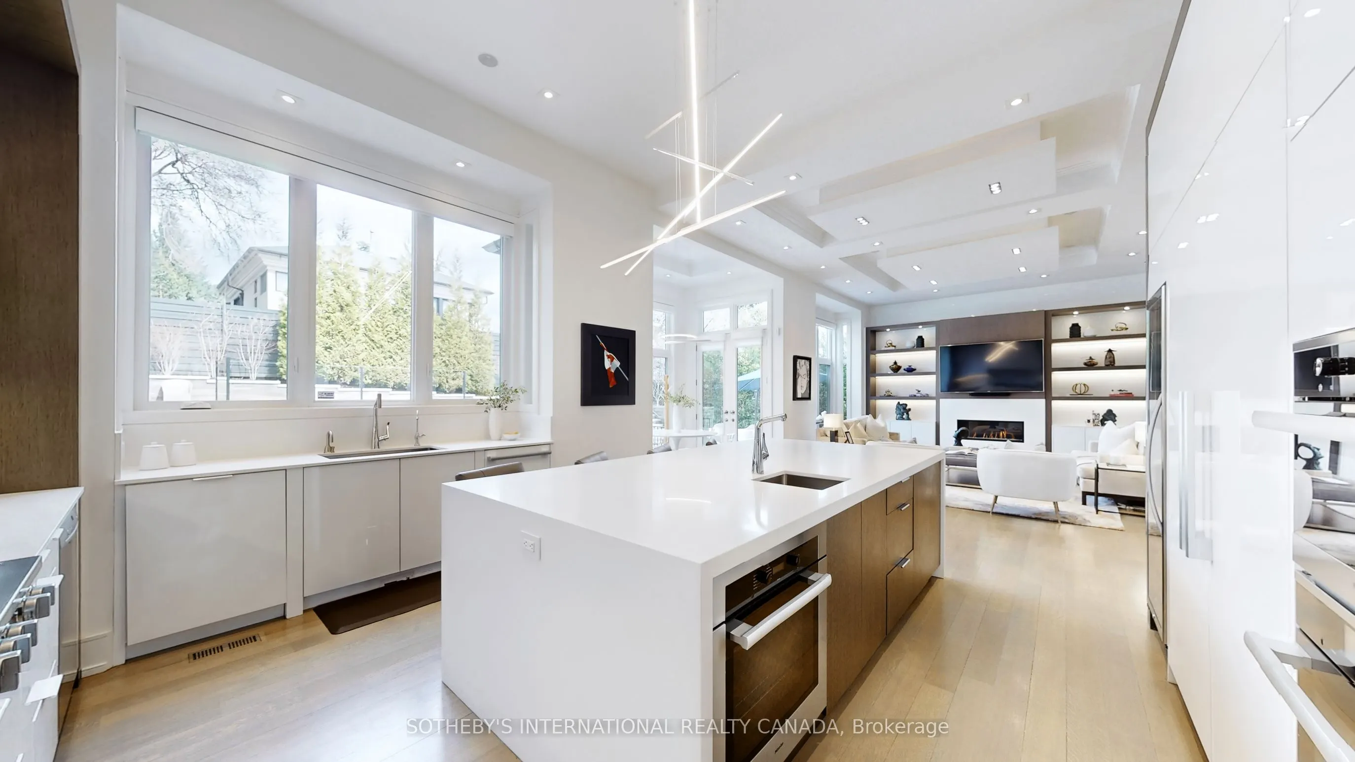 77 Bannatyne Drive