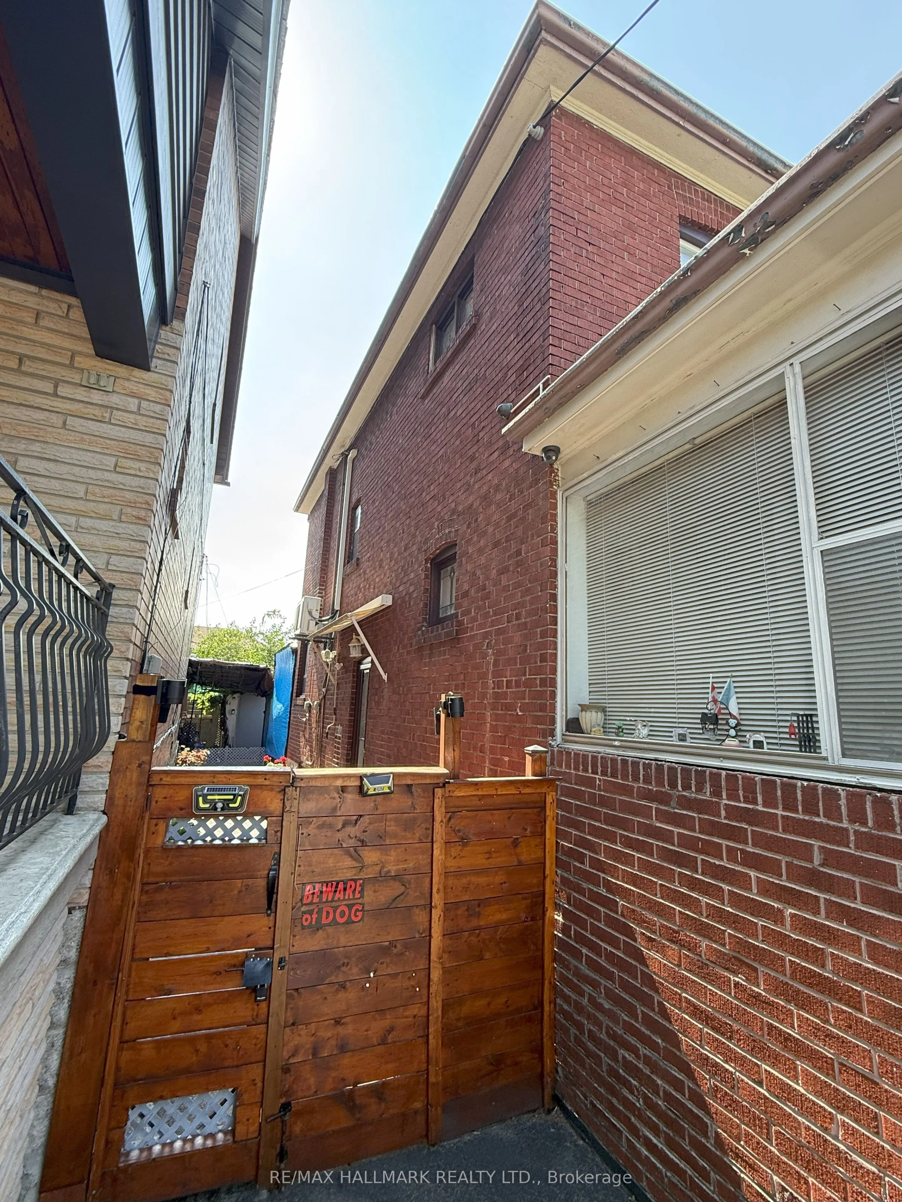 406 Lauder Avenue
