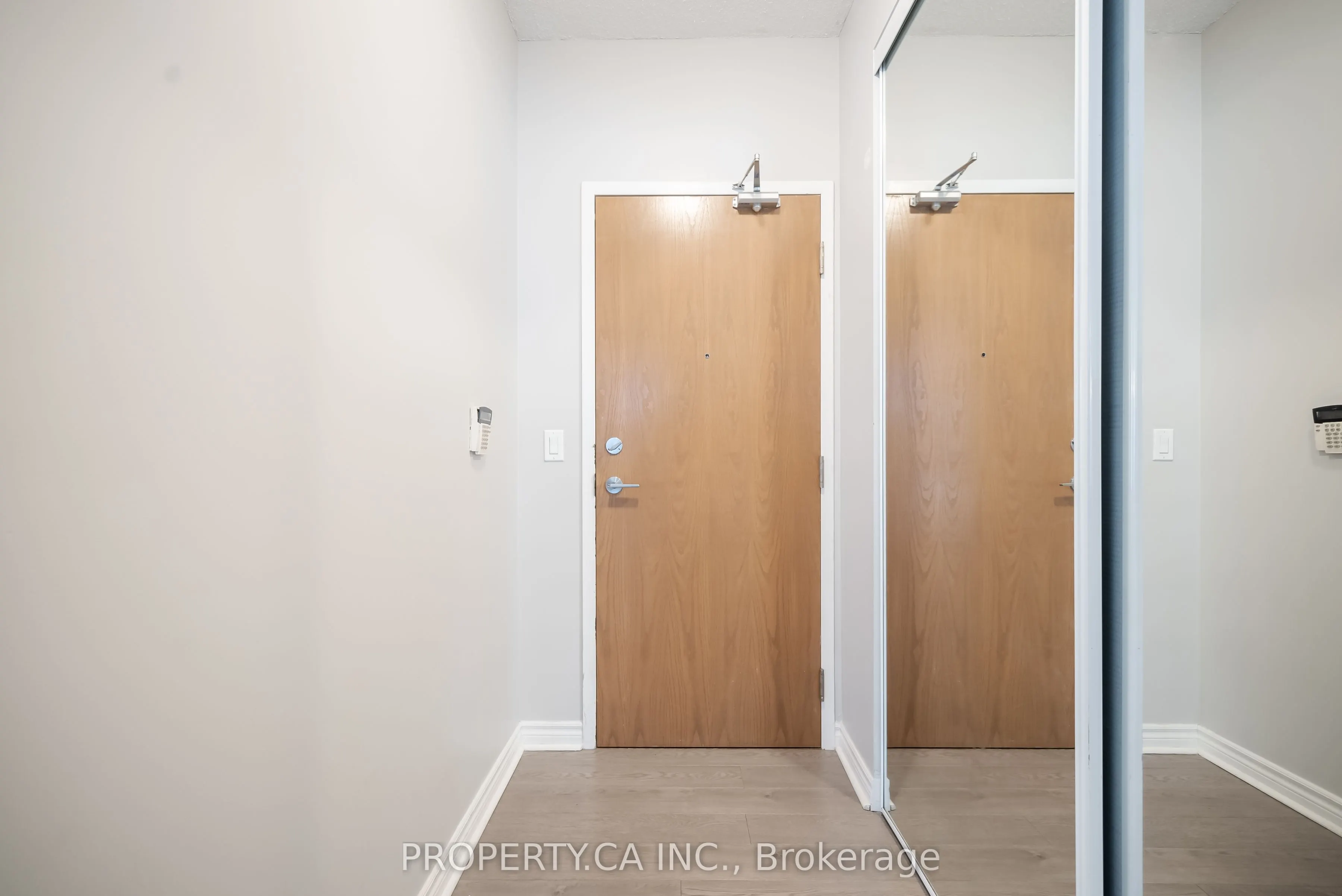 219 Fort York Boulevard, #203