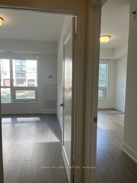 310 Tweedsmuir Avenue, #Th4