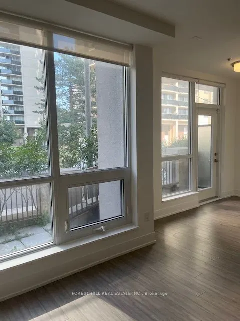 310 Tweedsmuir Avenue, #Th4
