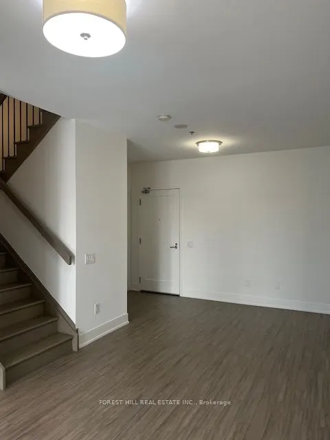 310 Tweedsmuir Avenue, #Th4