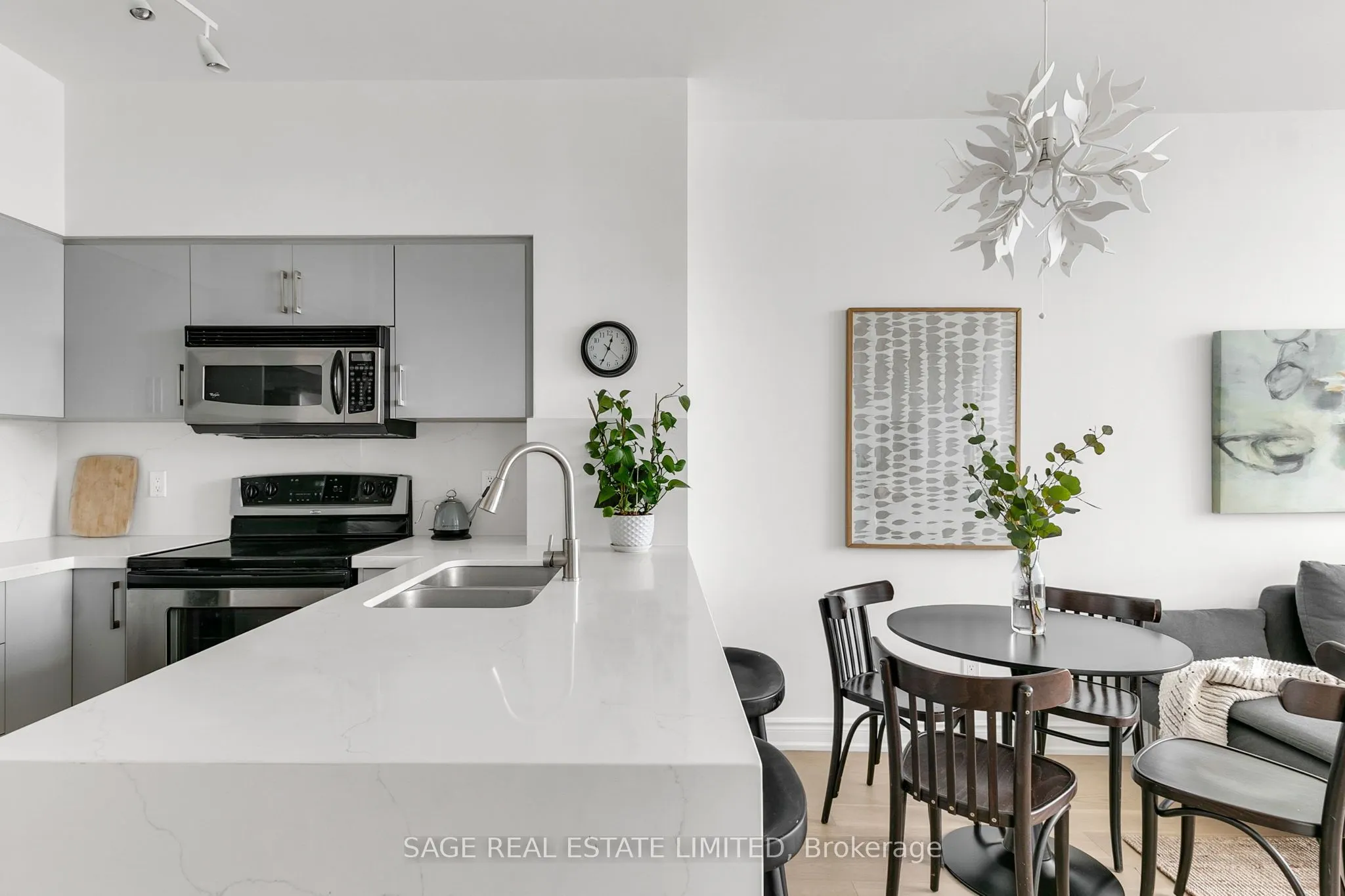 219 Fort York Boulevard, #2310