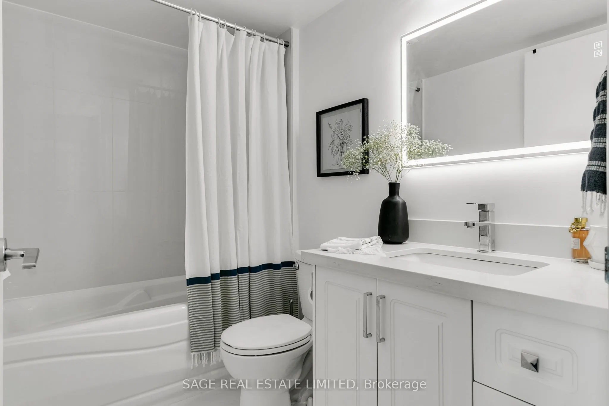 219 Fort York Boulevard, #2310