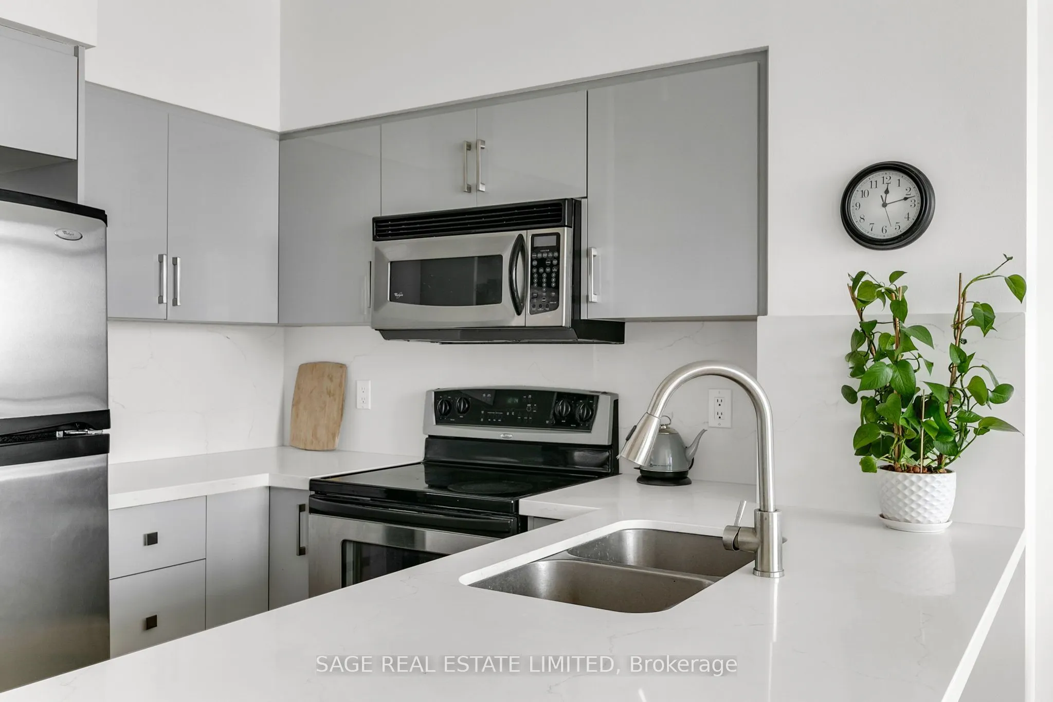 219 Fort York Boulevard, #2310