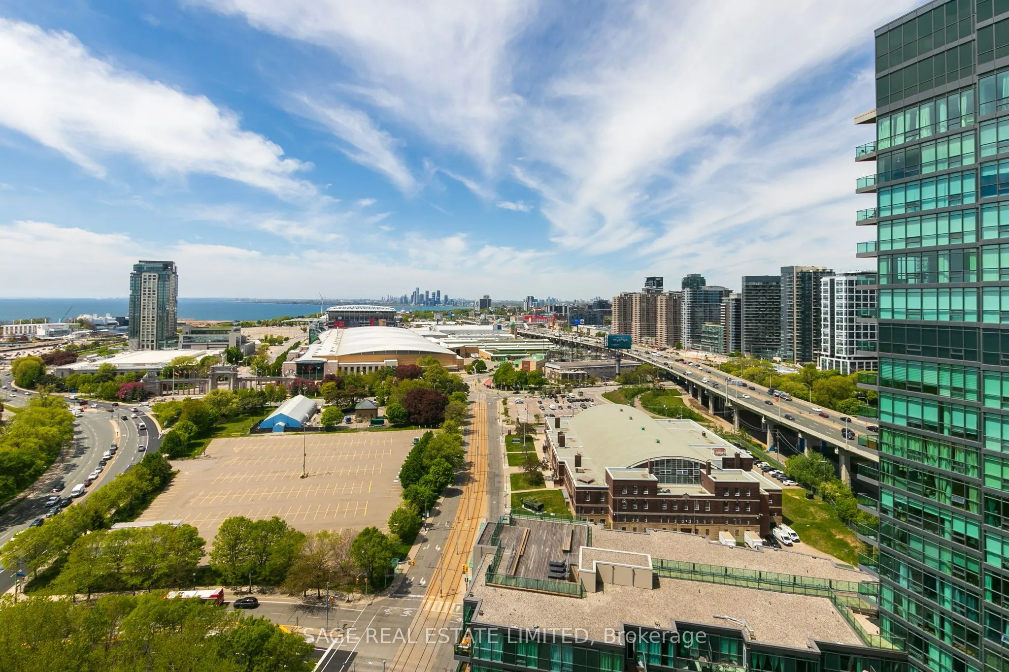 219 Fort York Boulevard, #2310