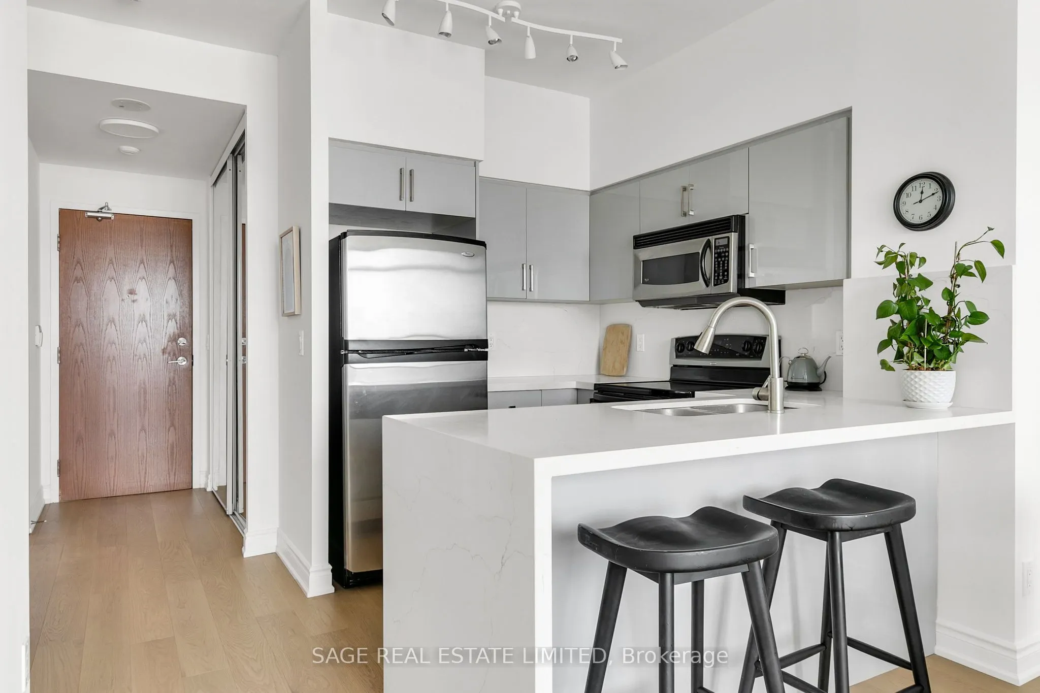219 Fort York Boulevard, #2310