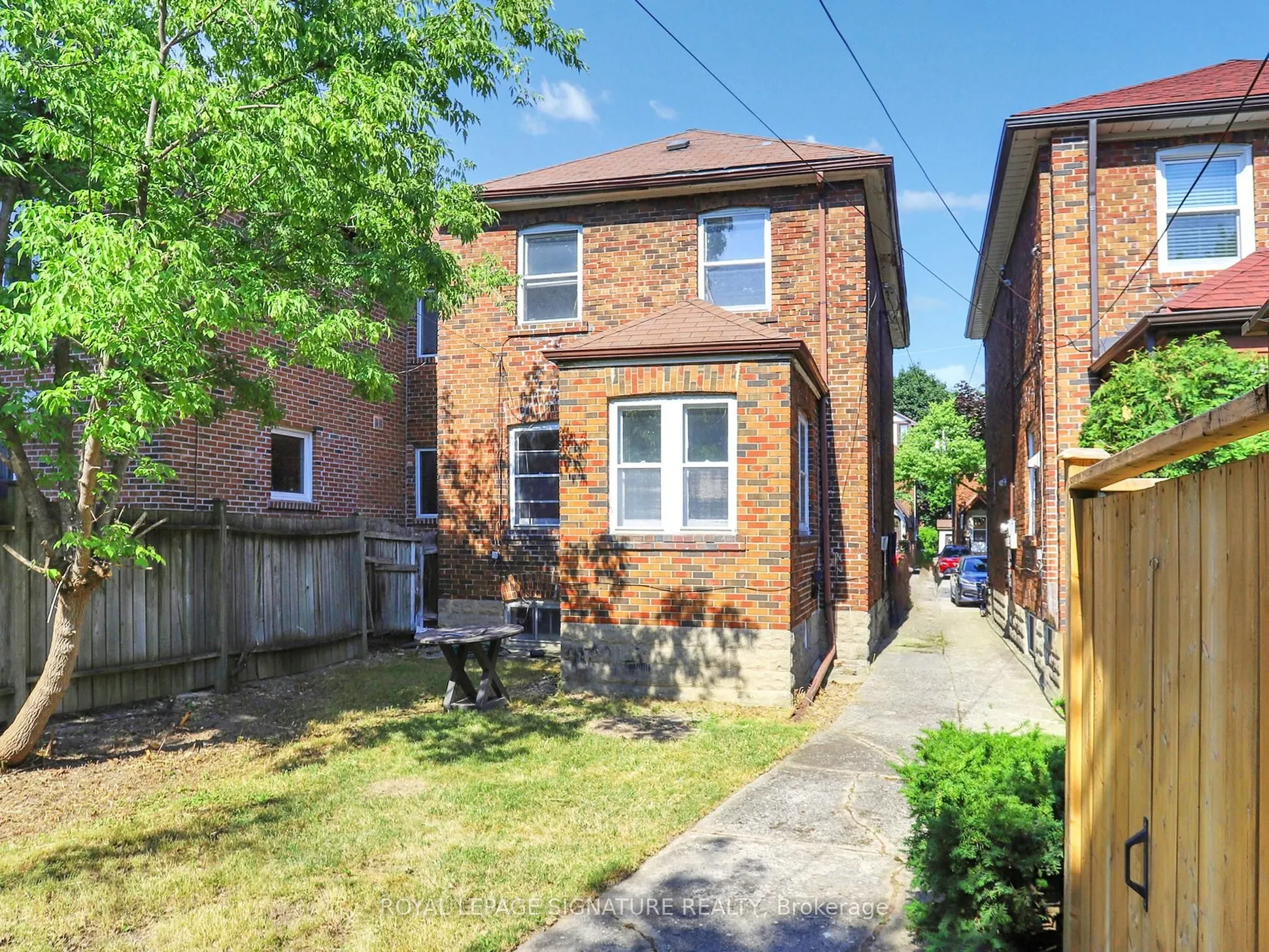 68 Castlewood Road