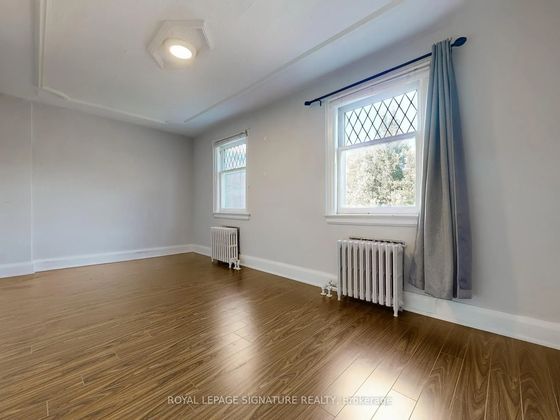 68 Castlewood Road
